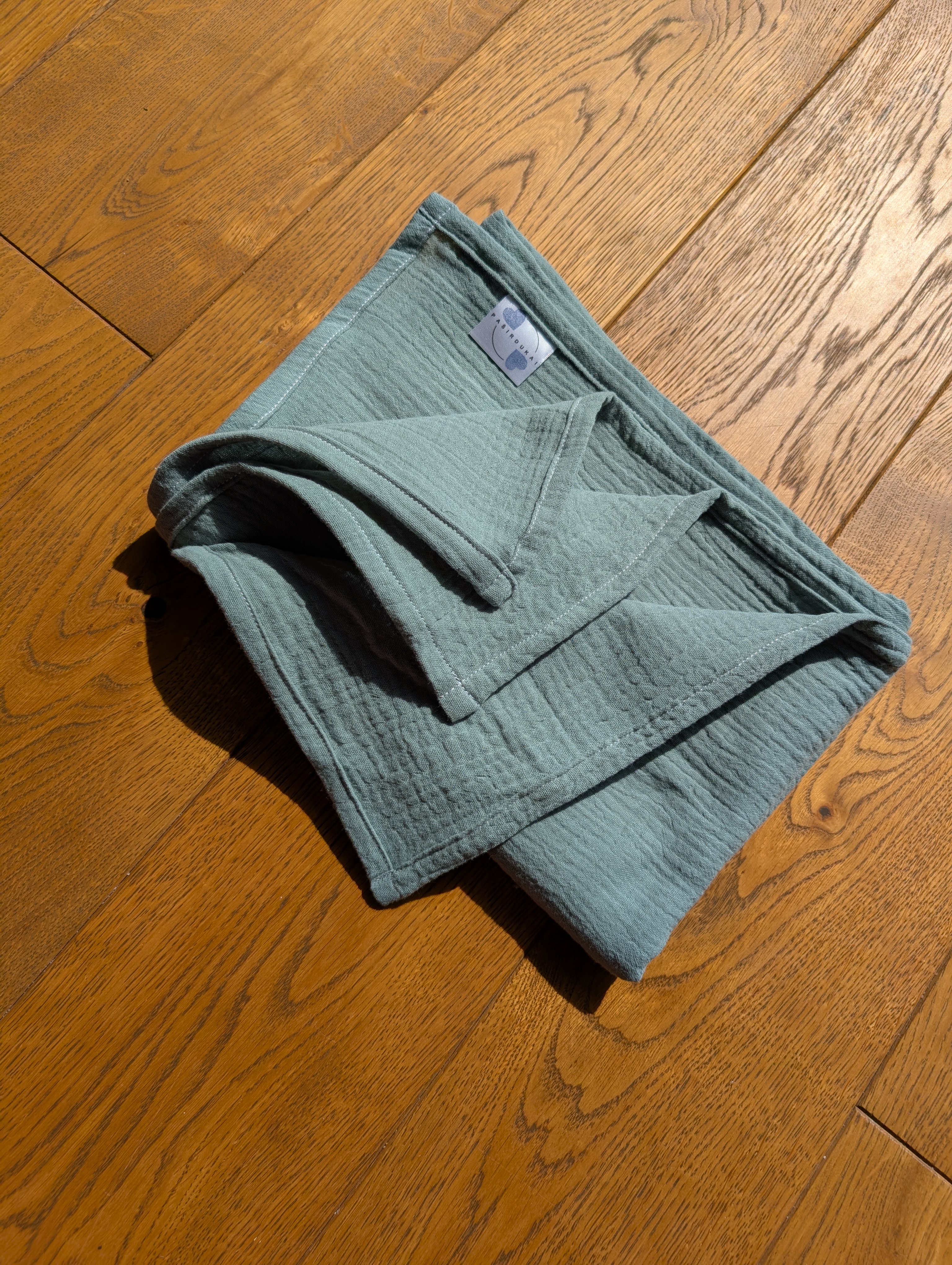 Didelis muslino merliukas - Jūros banga