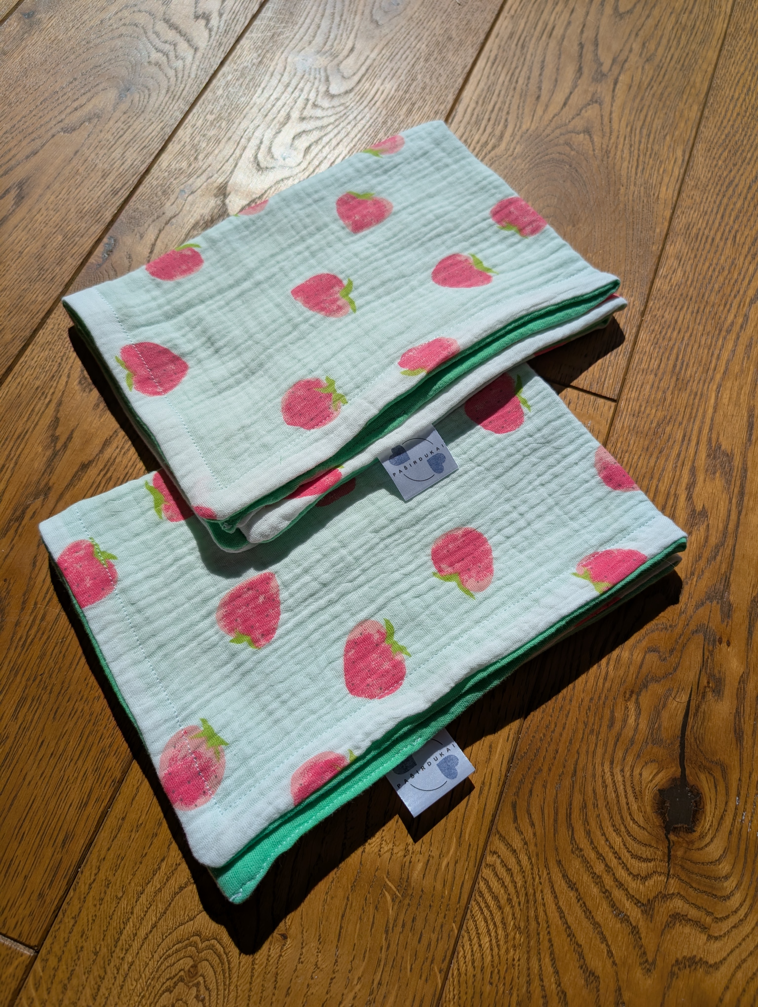 Du dvigubi merliukai - Gaivi žalia ir braškės