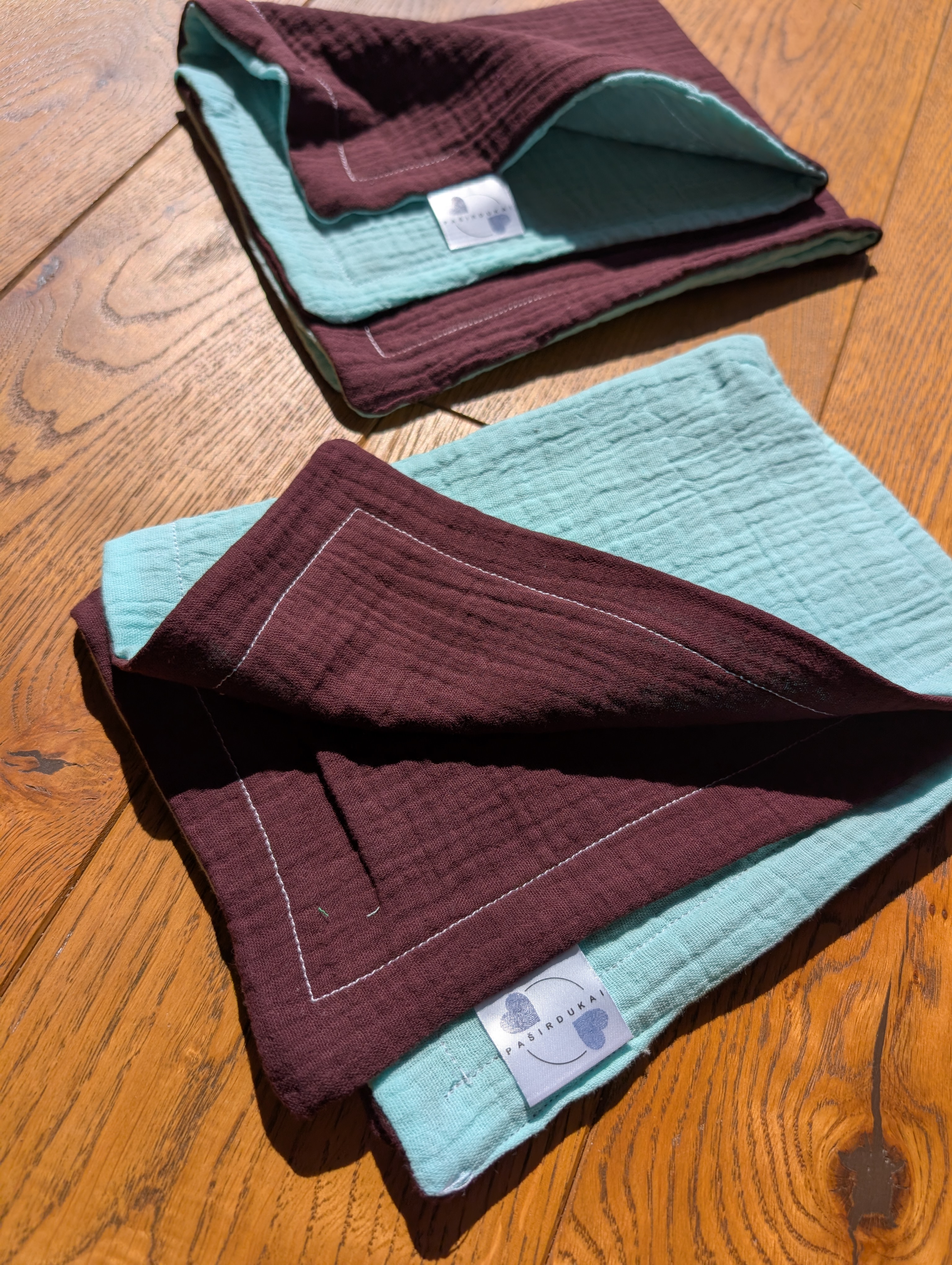 Du dvigubi merliukai - Tamsi kakava - žydra