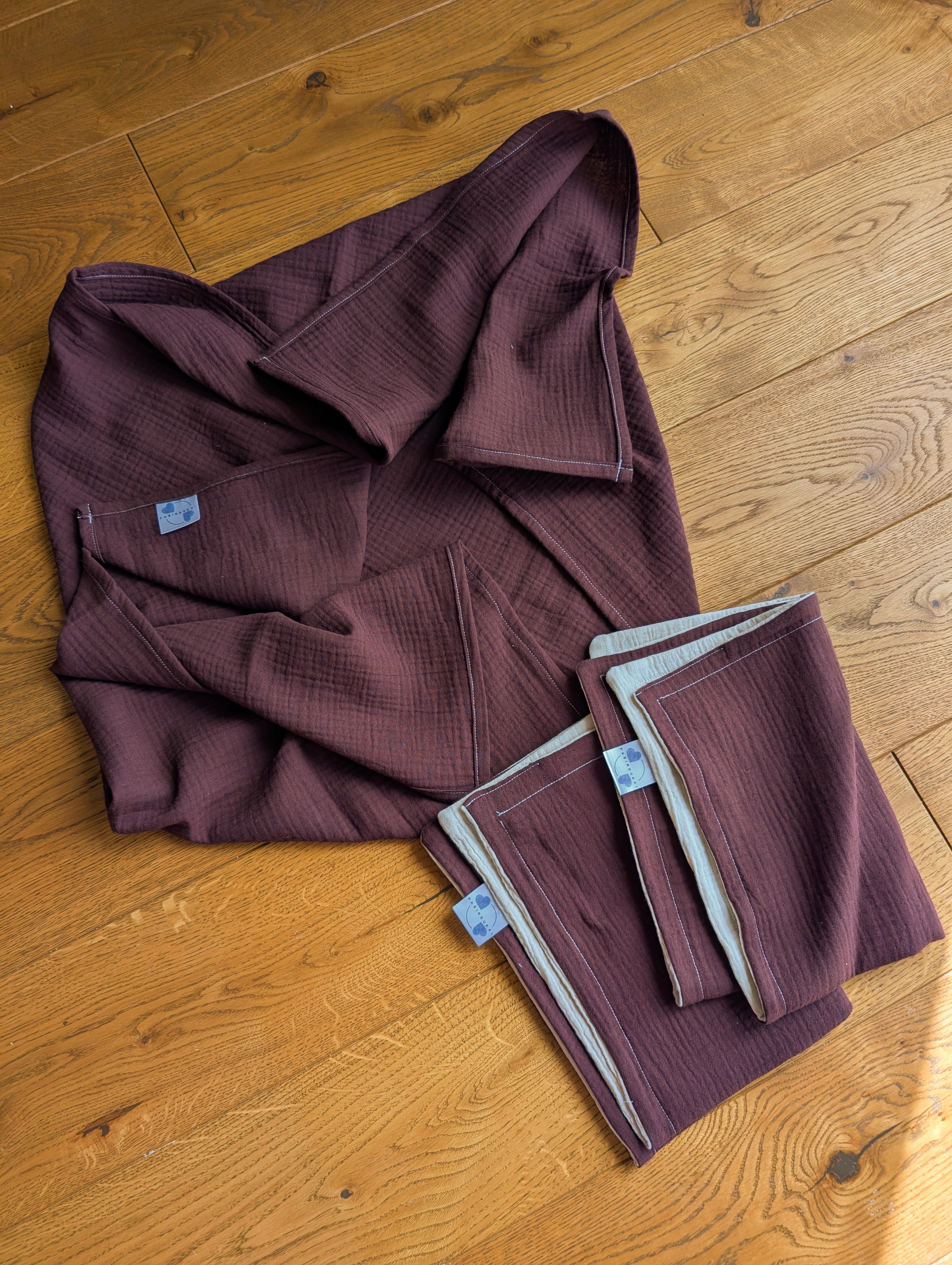 Muslino rinkinys Rudas šokolado - šampaninis baltas