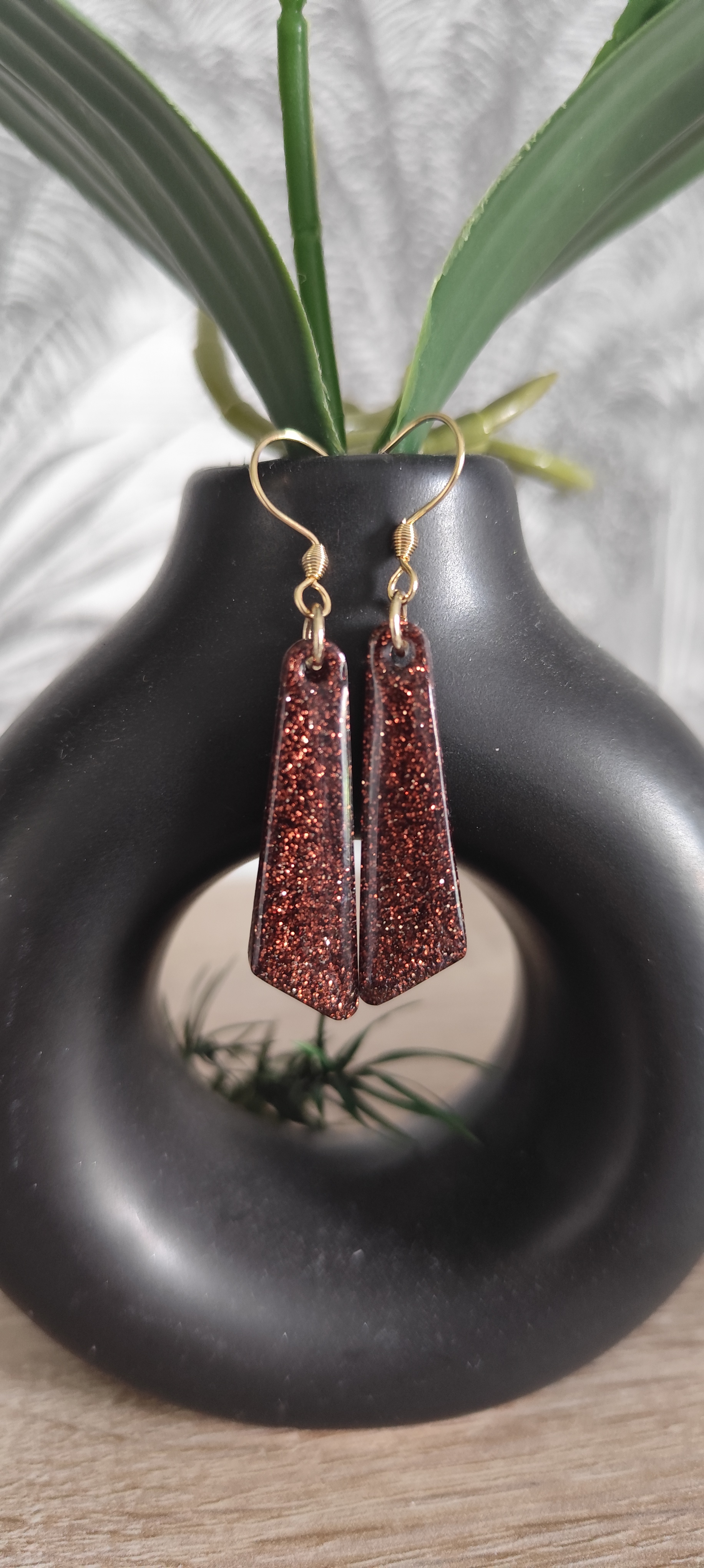 Boucles d'oreilles en résine pailletée