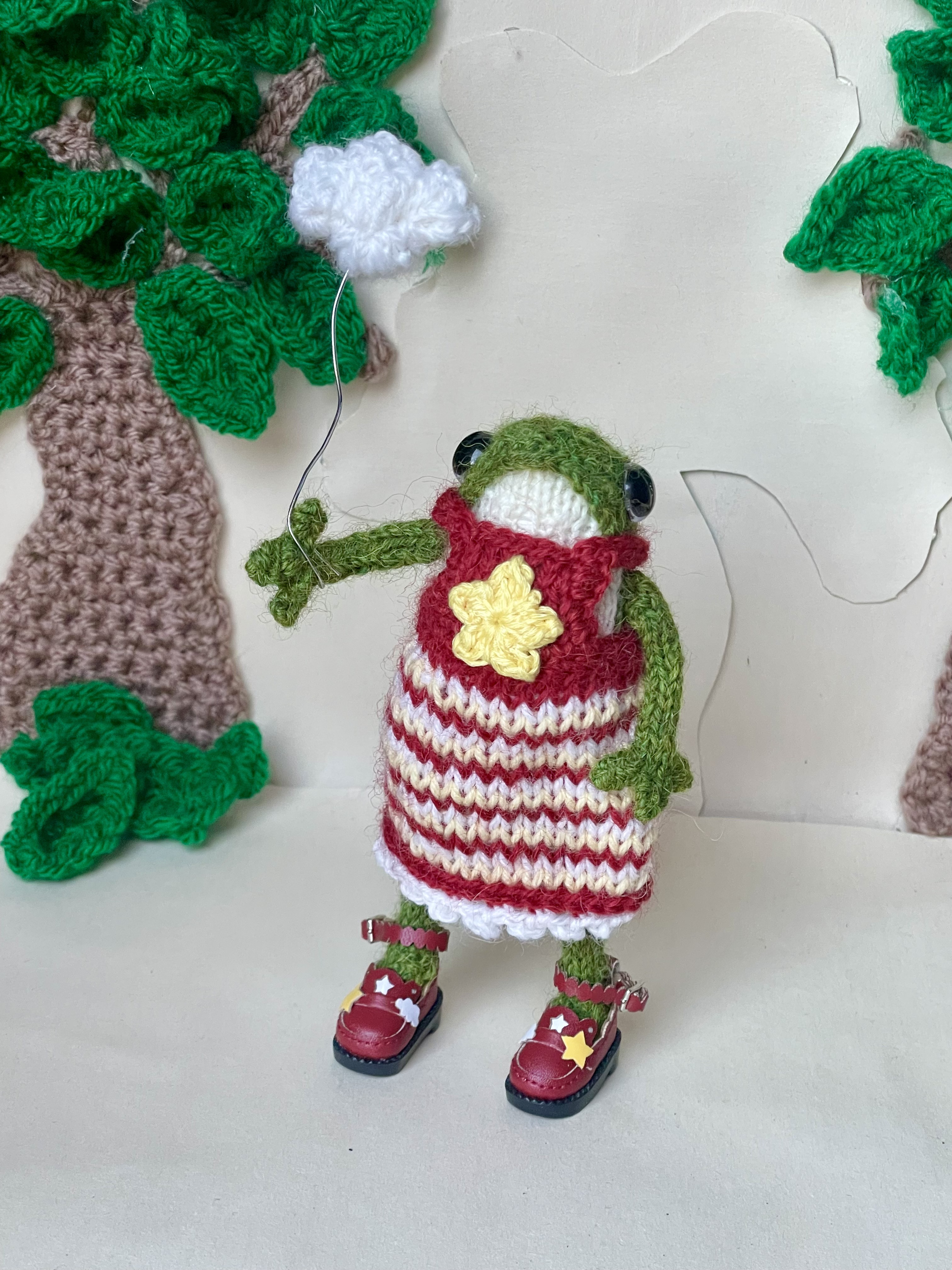 Angie the sweet little knitted Frog ornament 