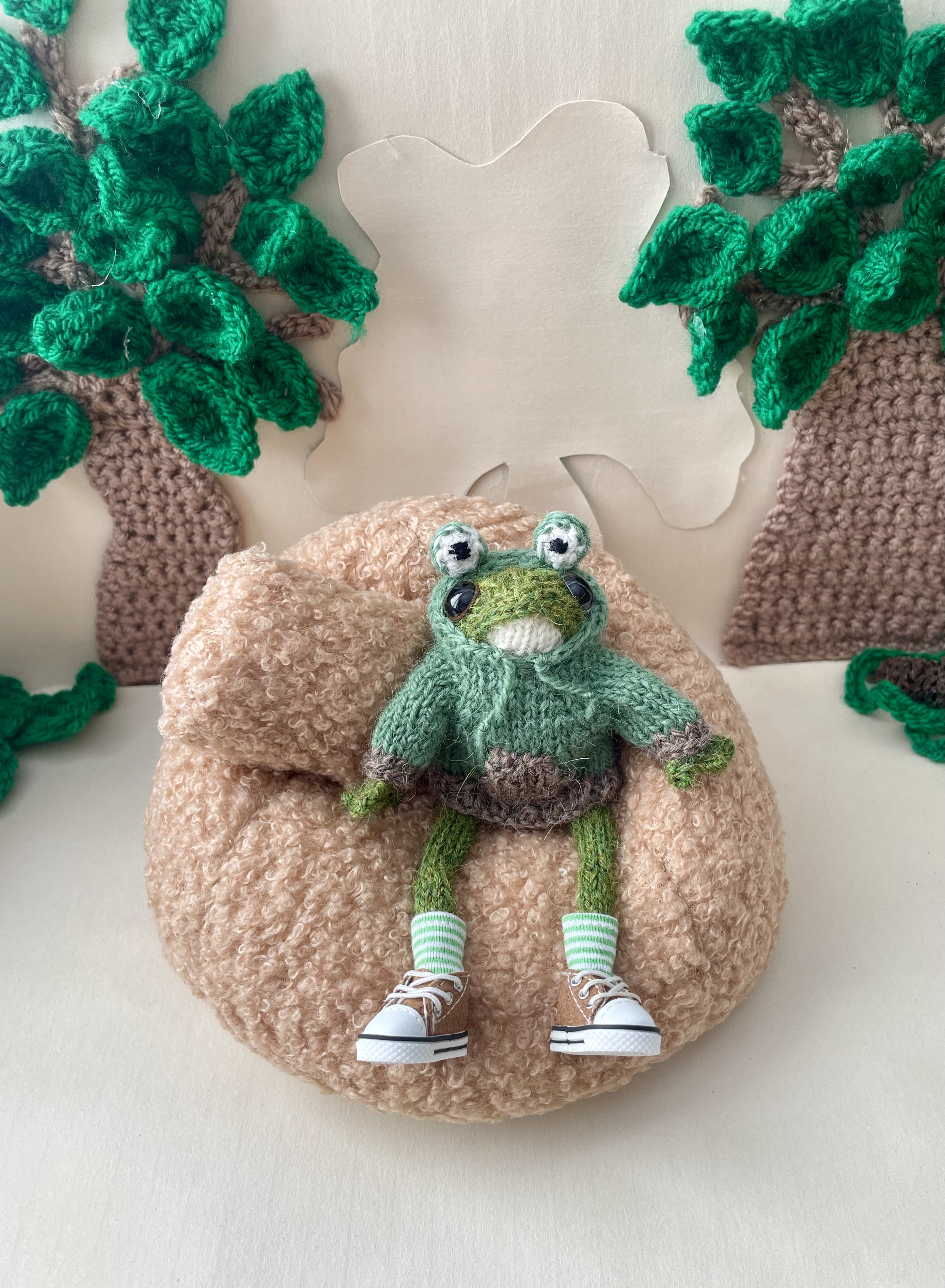 Little bean bag for Froggies or small dolls