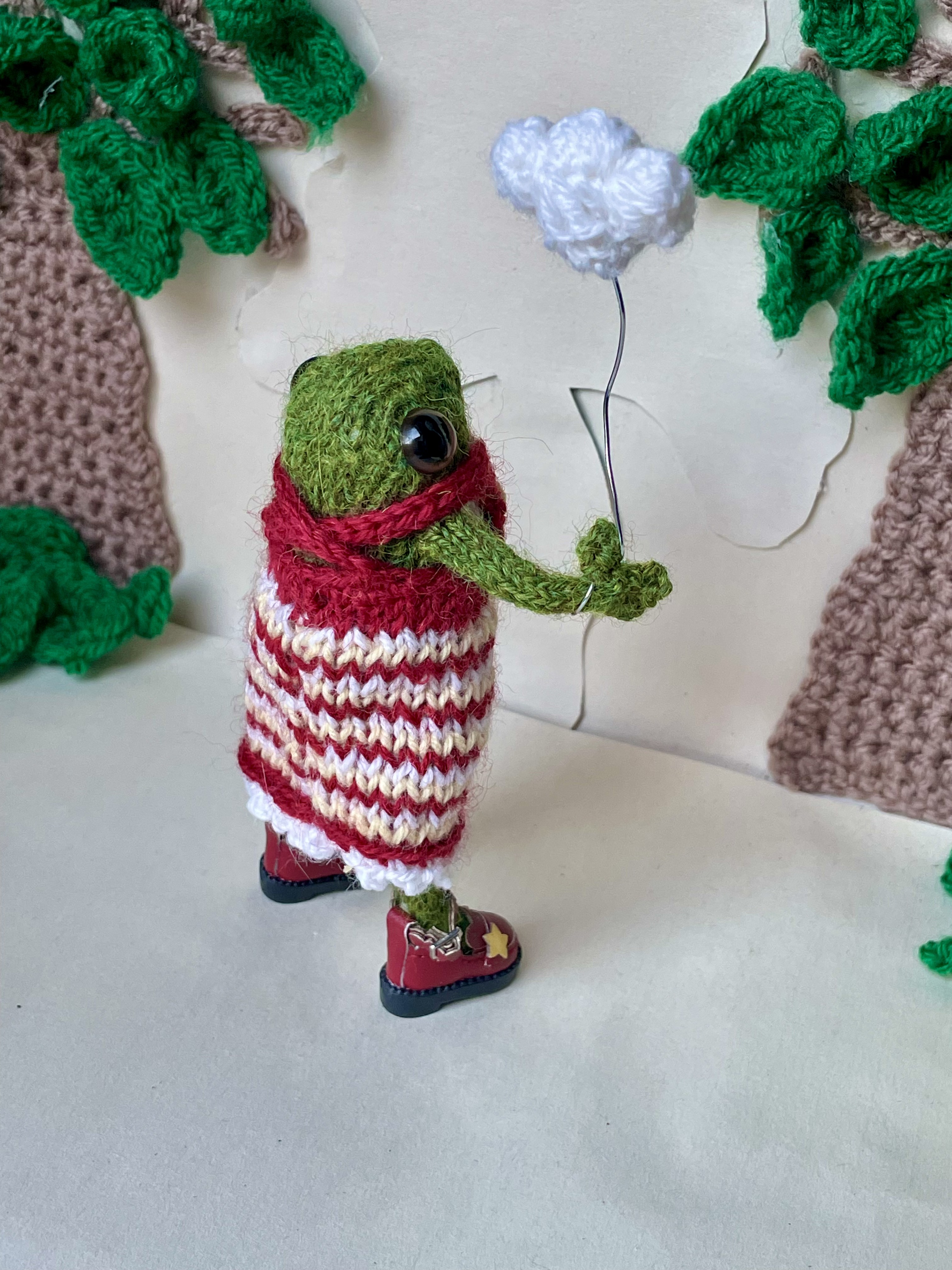 Angie the sweet little knitted Frog ornament 