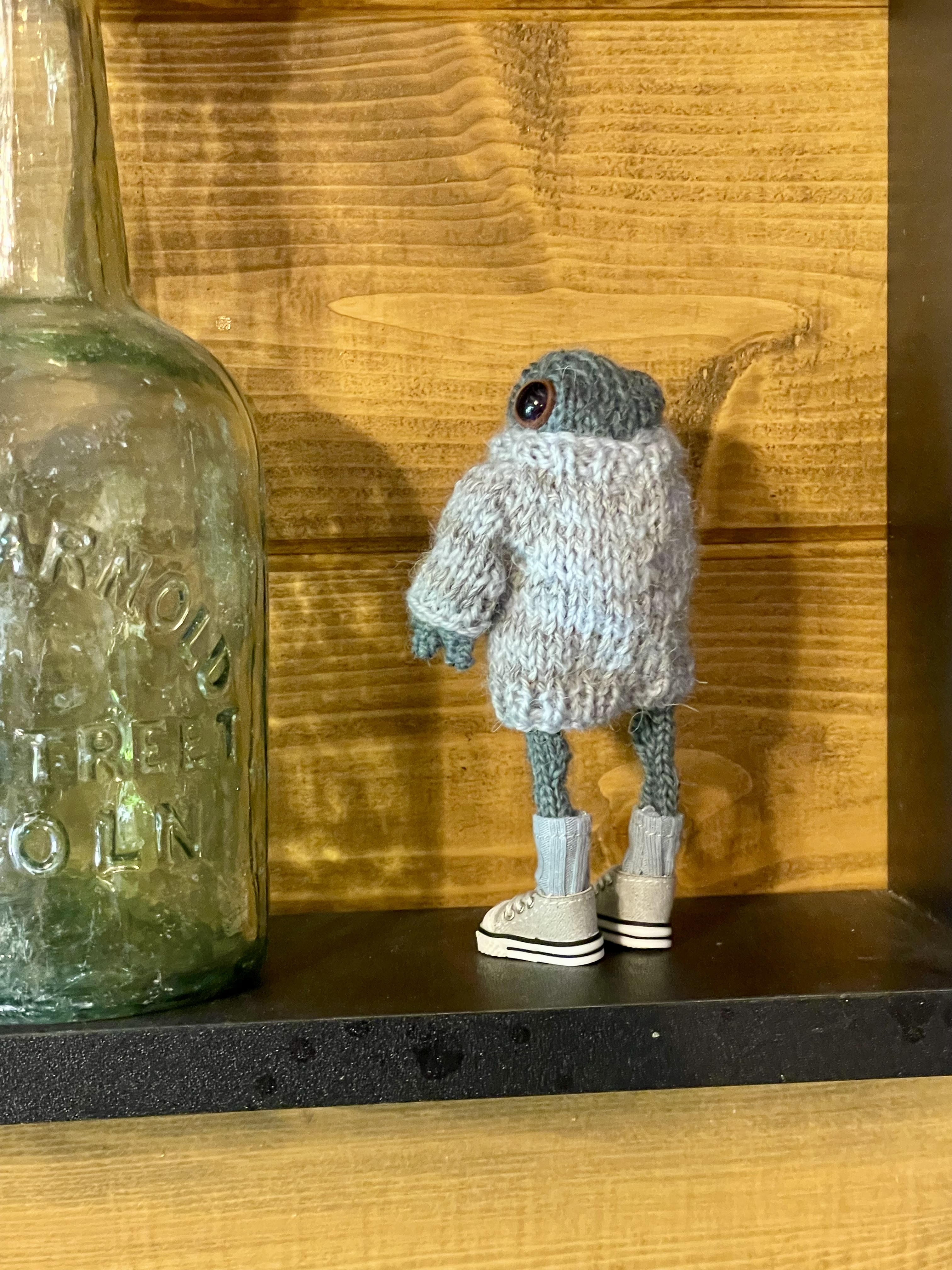 Meet Finn: The Tiny Hand-Knitted Frog