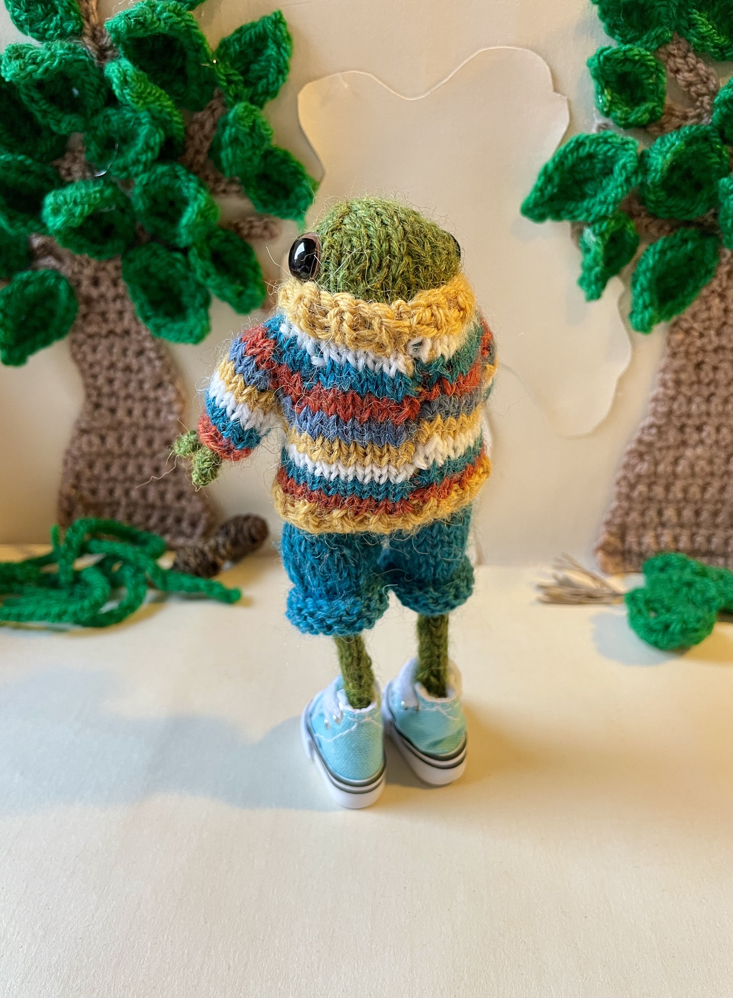 Harry the big brother Froggy