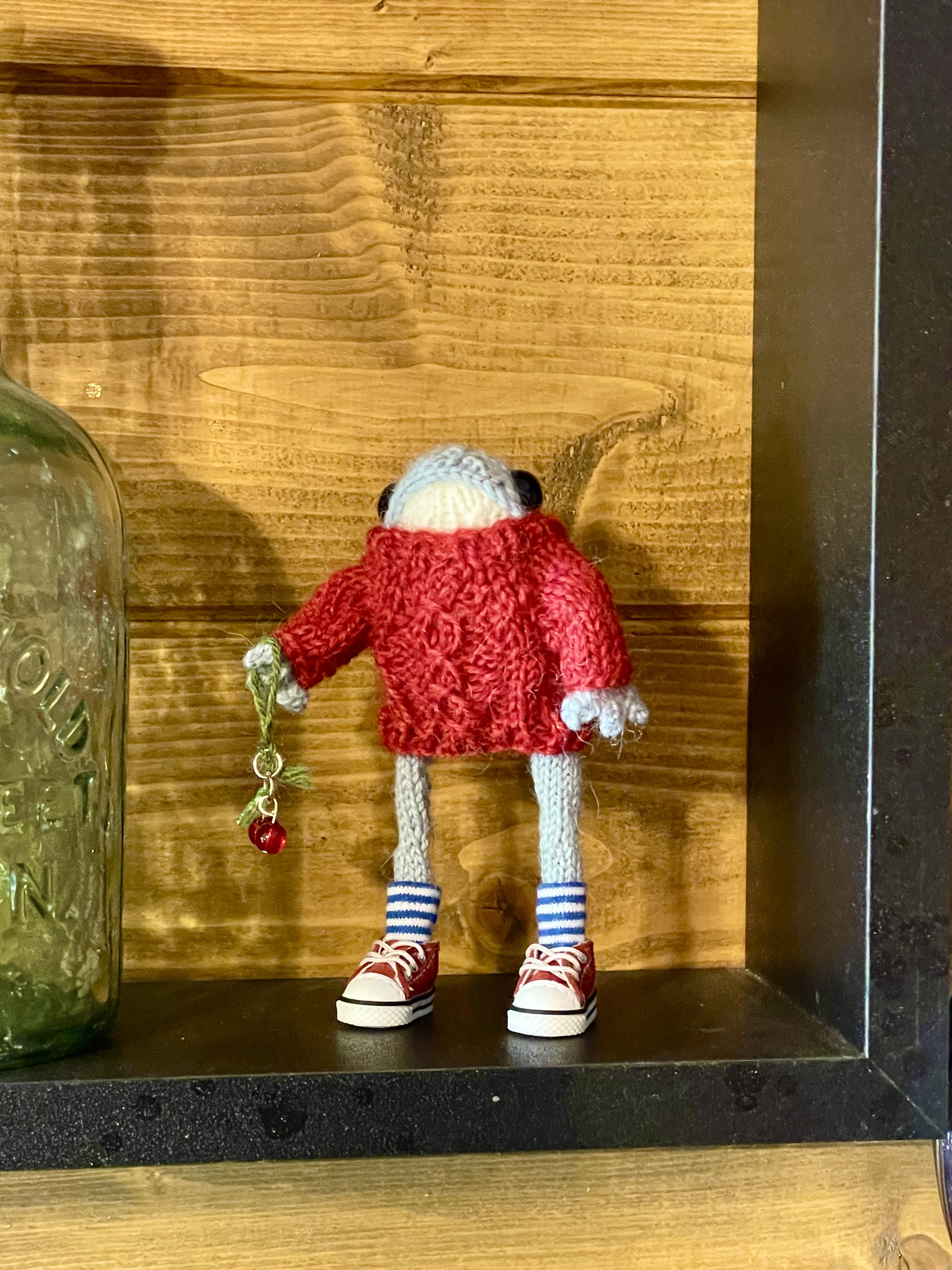 Meet Vinny: The Tiny Hand-Knitted Frog