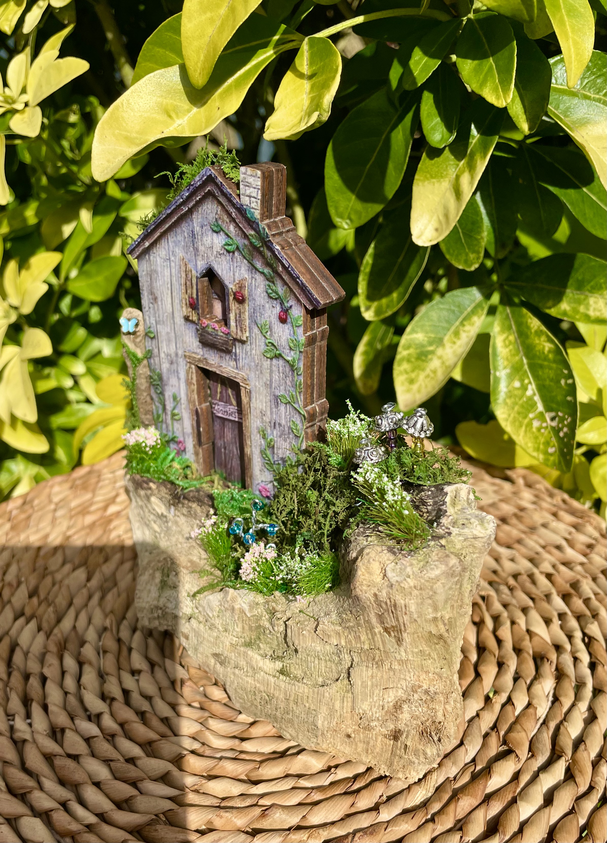 Pretty fairy house ornament