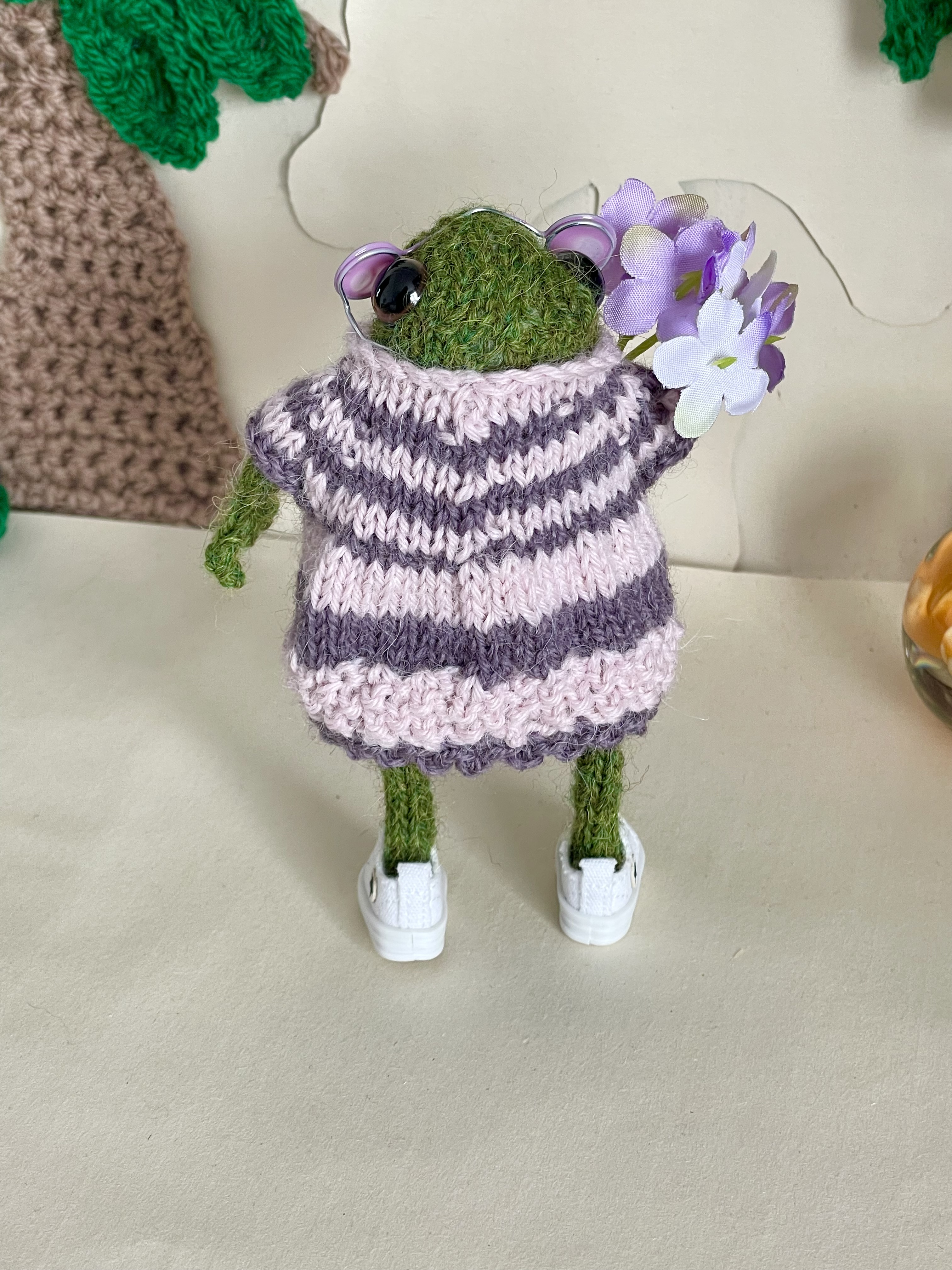 Florence the Little knitted frog