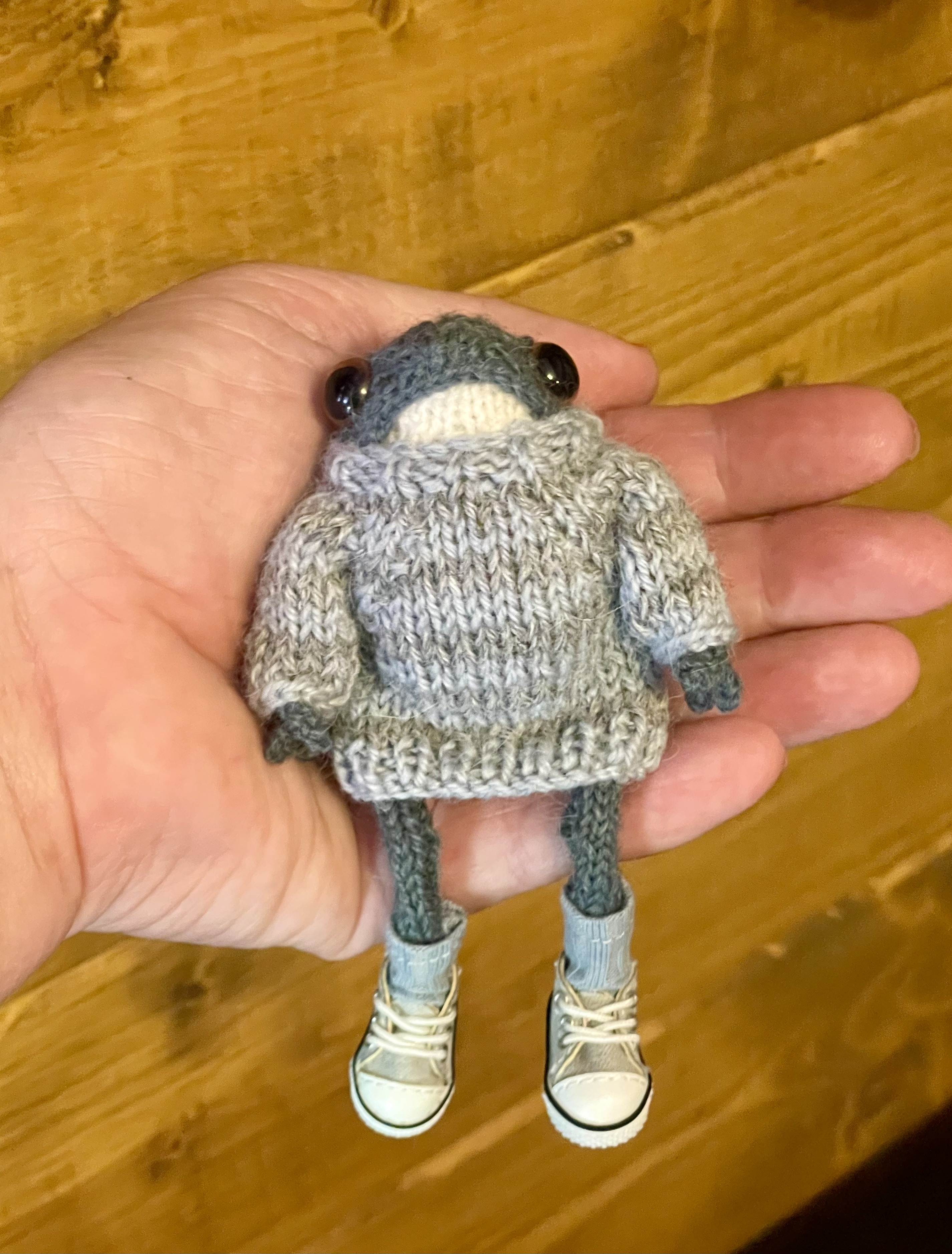 Meet Finn: The Tiny Hand-Knitted Frog