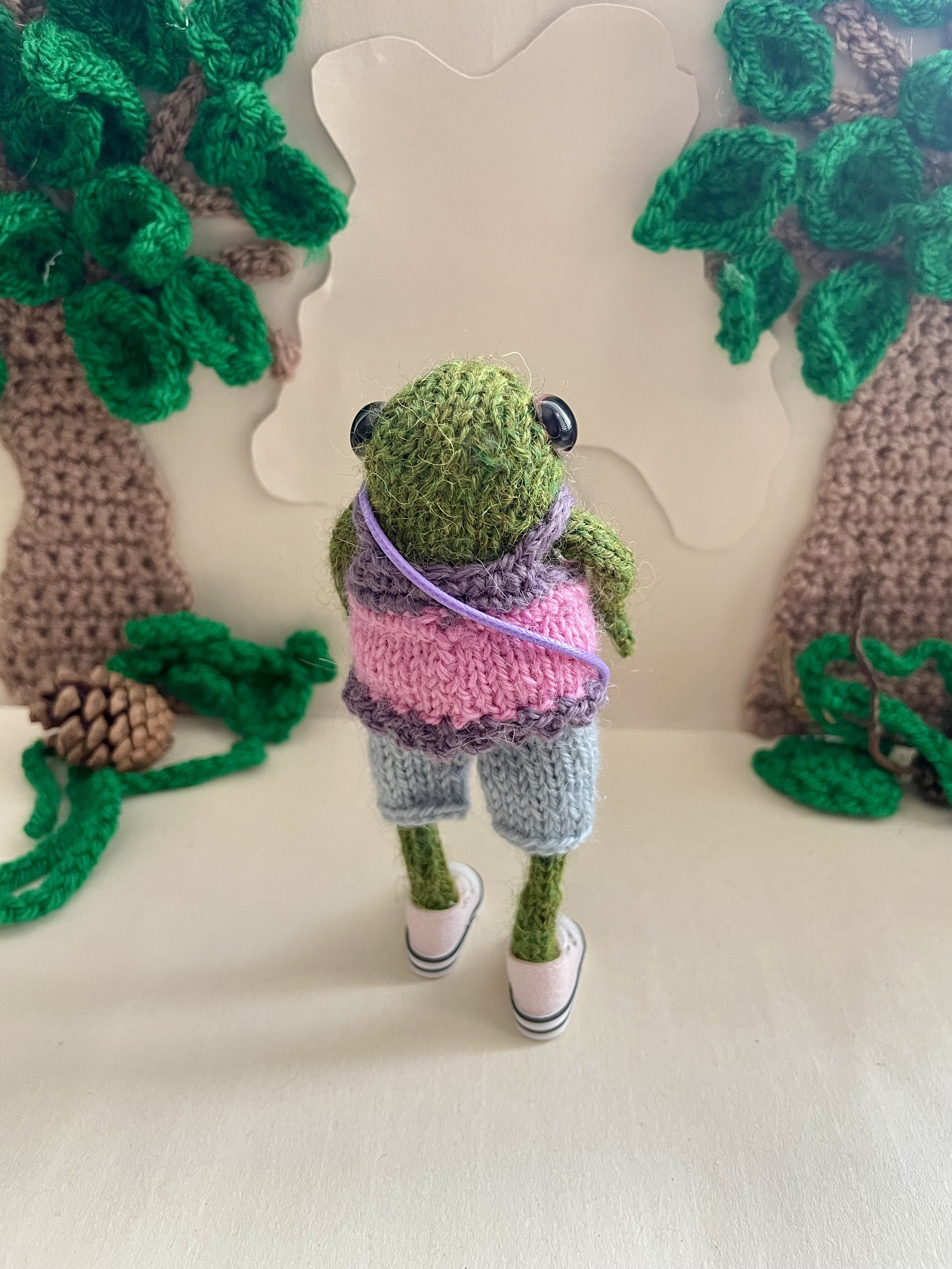 Meet Melody: The Musical Hand-Knitted Lady Frog