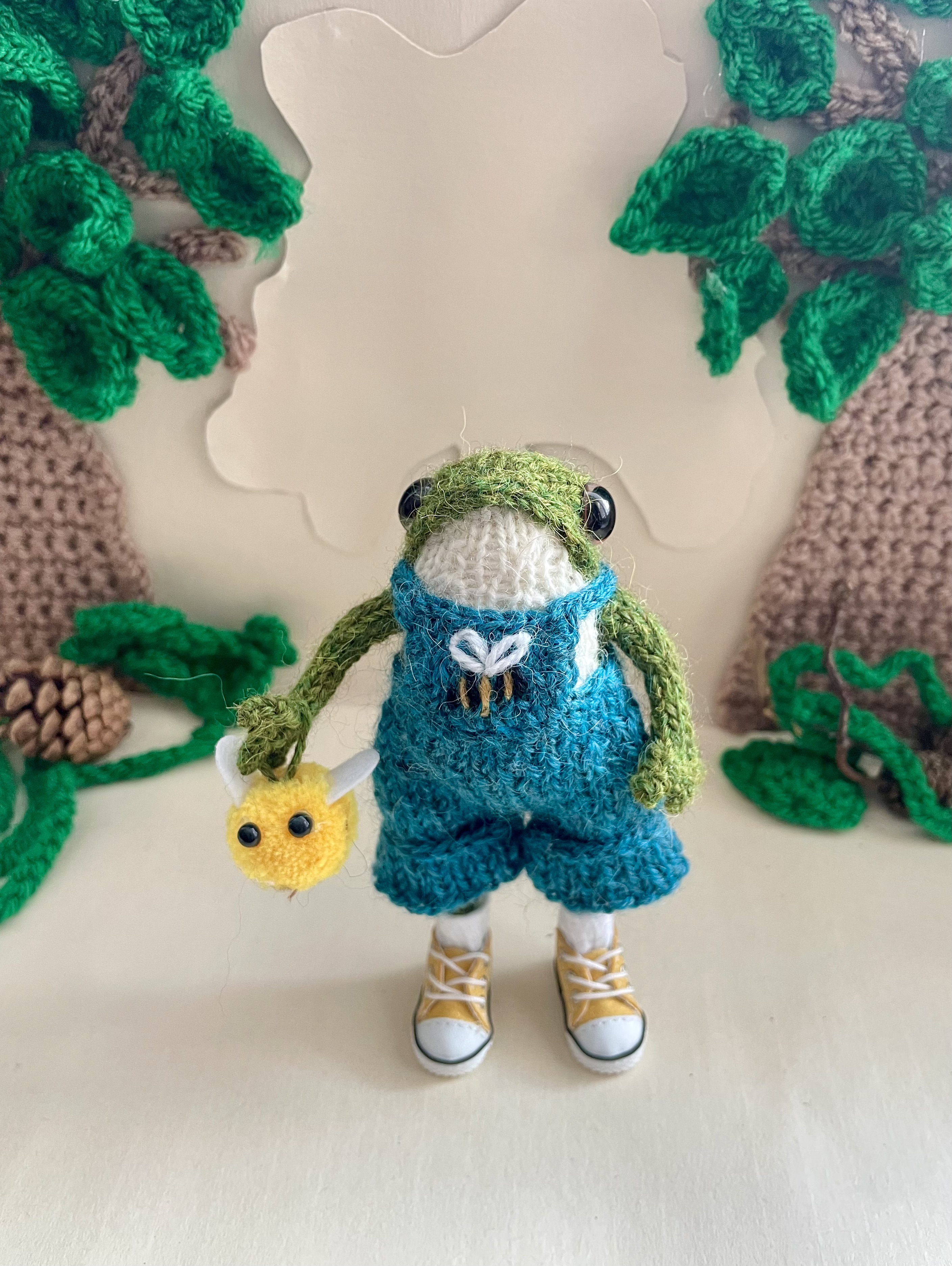 Otis the Knitted little Frog with his Bumblebee 