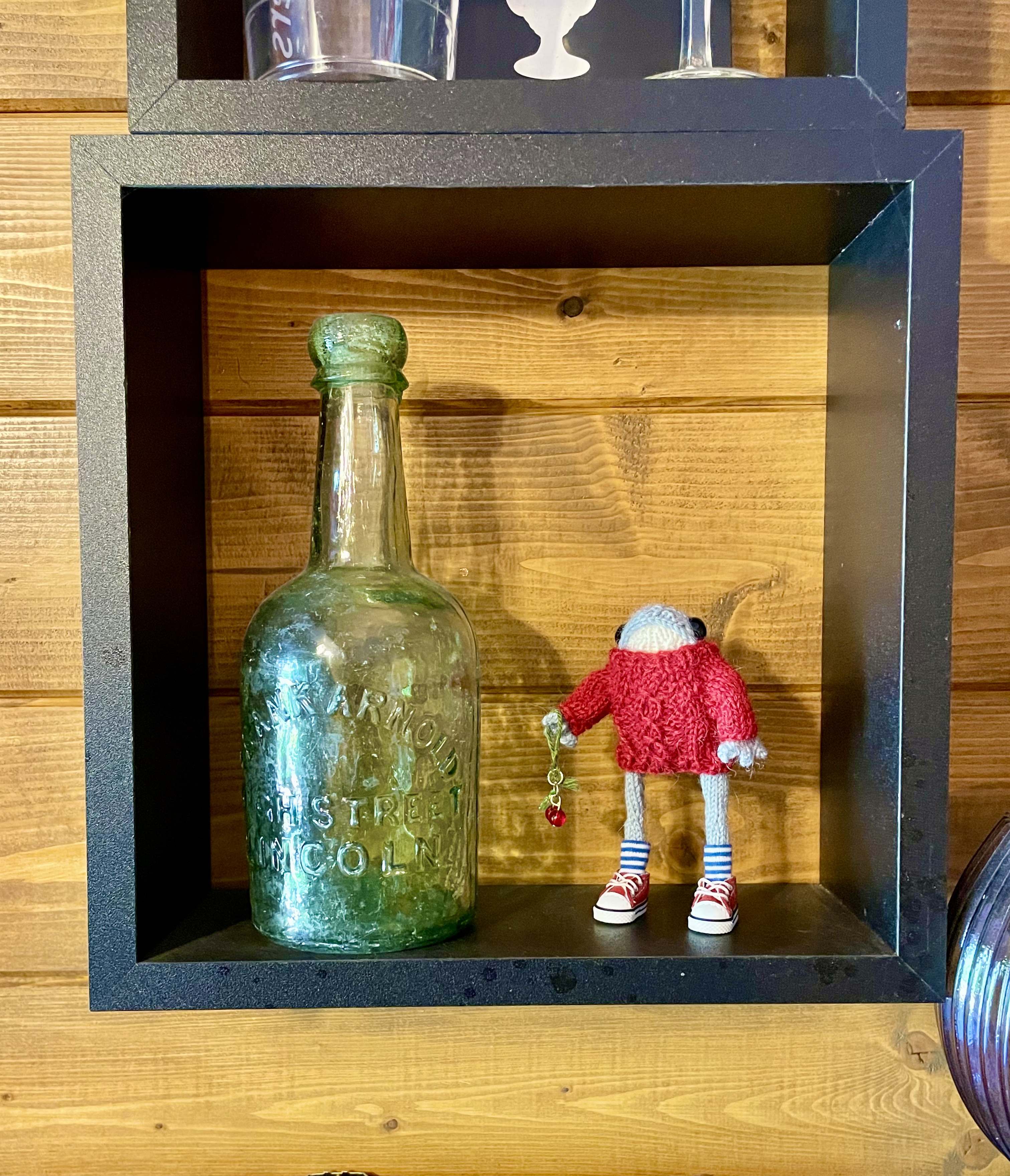 Meet Vinny: The Tiny Hand-Knitted Frog