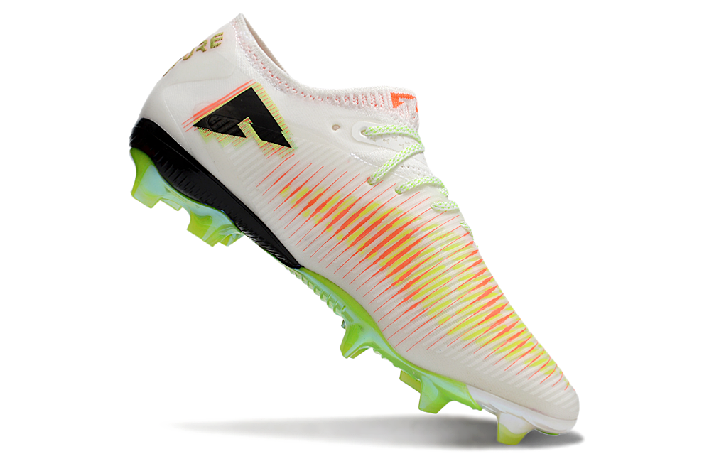 Puma FUTURE 8 ULTIMATE Soccer Boots