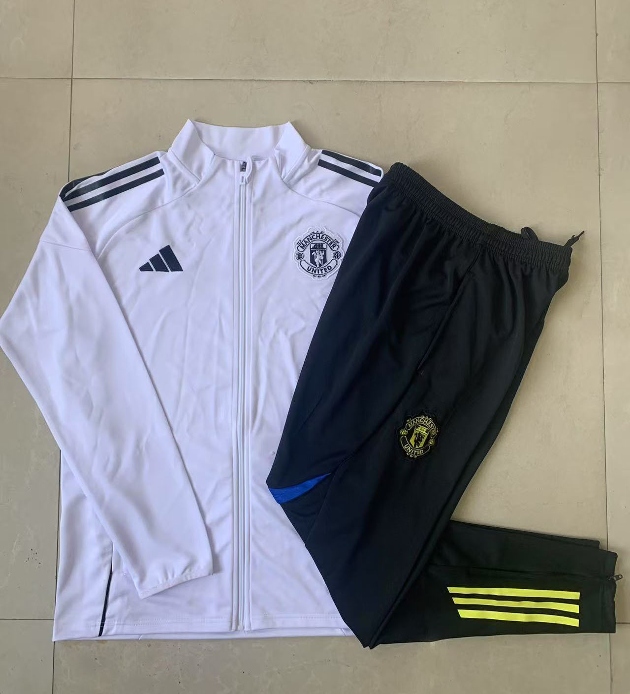 Manchester United Training Jacket and Pant - Kids 