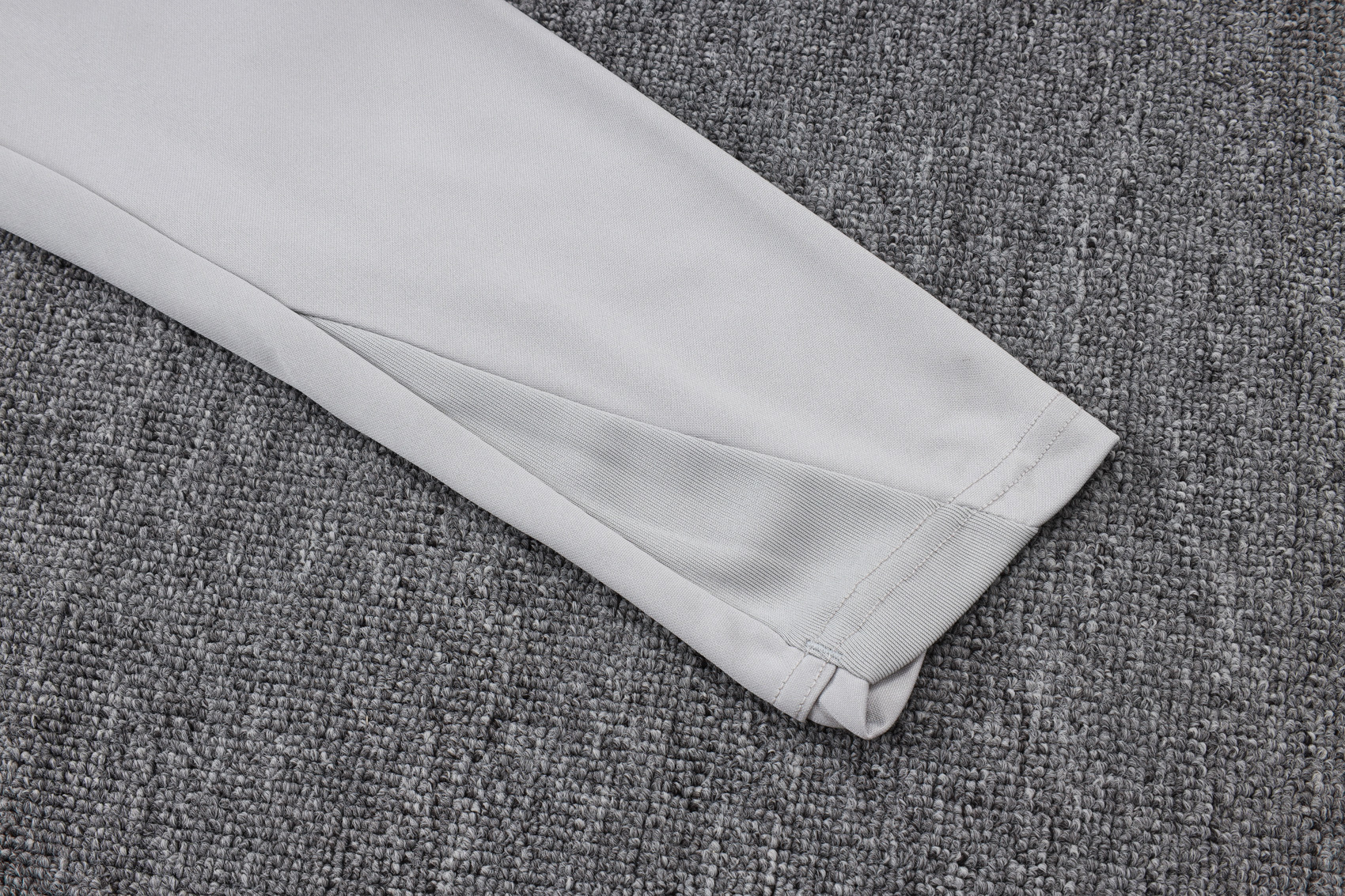 Tottenham Hotspur  Half Zip Training Track Suit - Adult