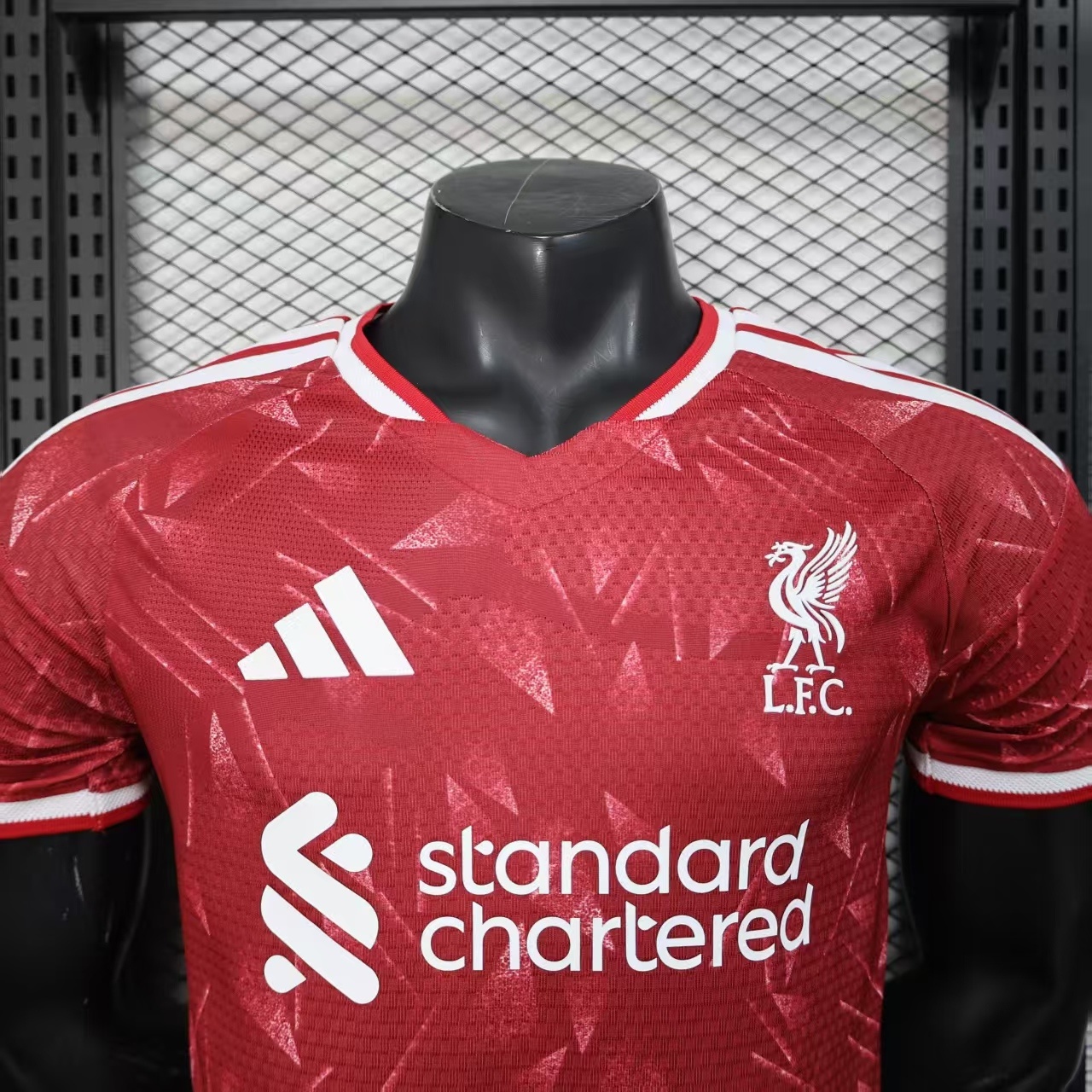 Liverpool 26 27 Home Jersey 