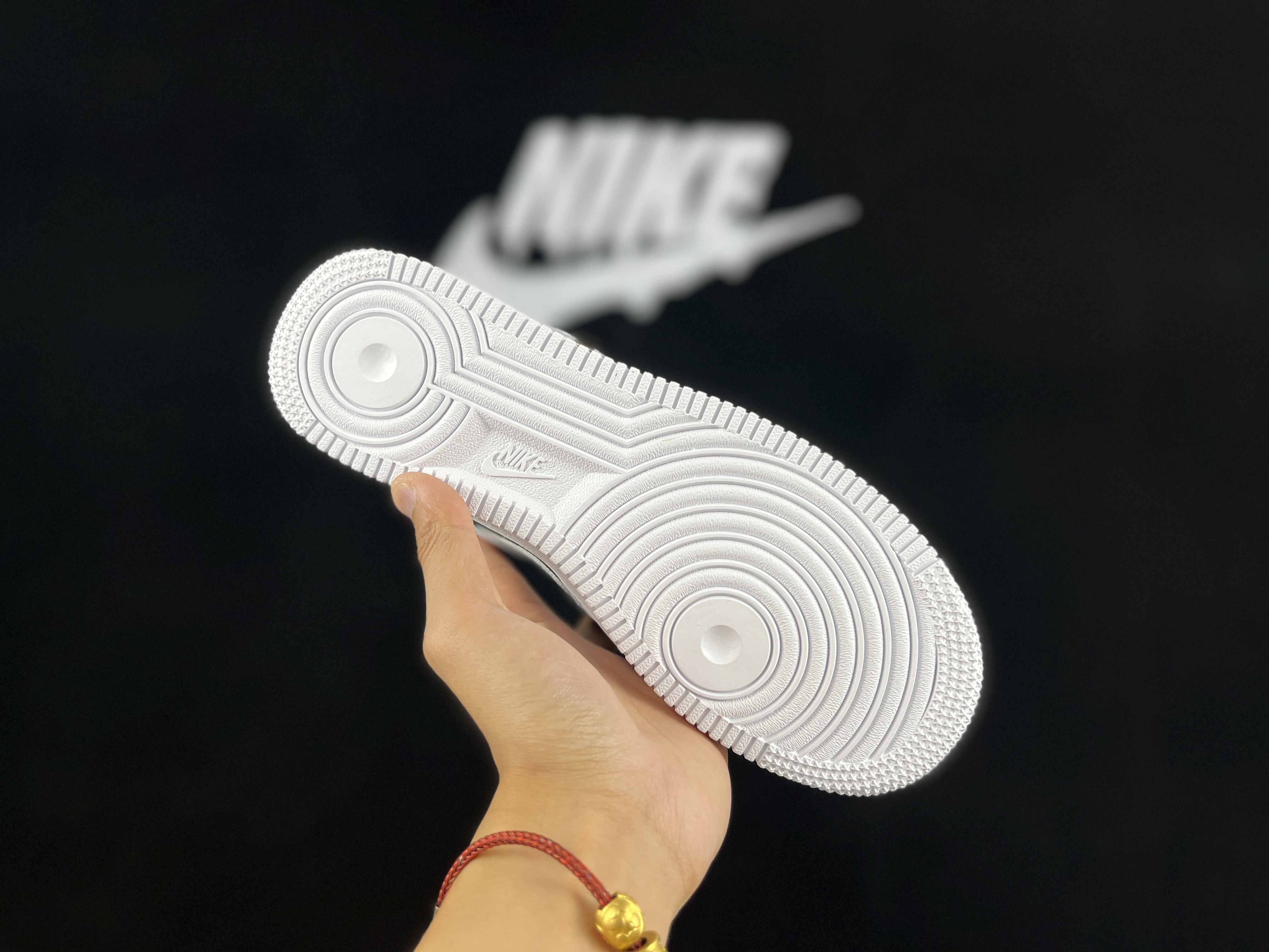 Nike Air Force 1 Low - Black and White