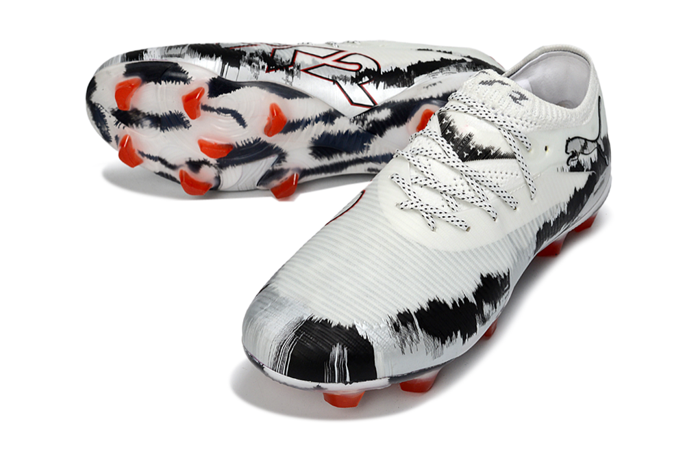 Puma FUTURE 8 ULTIMATE Soccer Boots