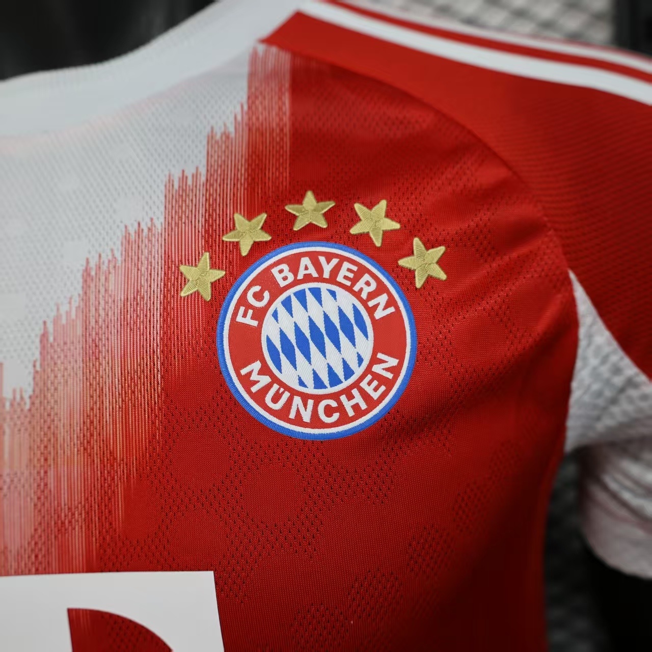 Bayern München 25 26 Home Jersey 