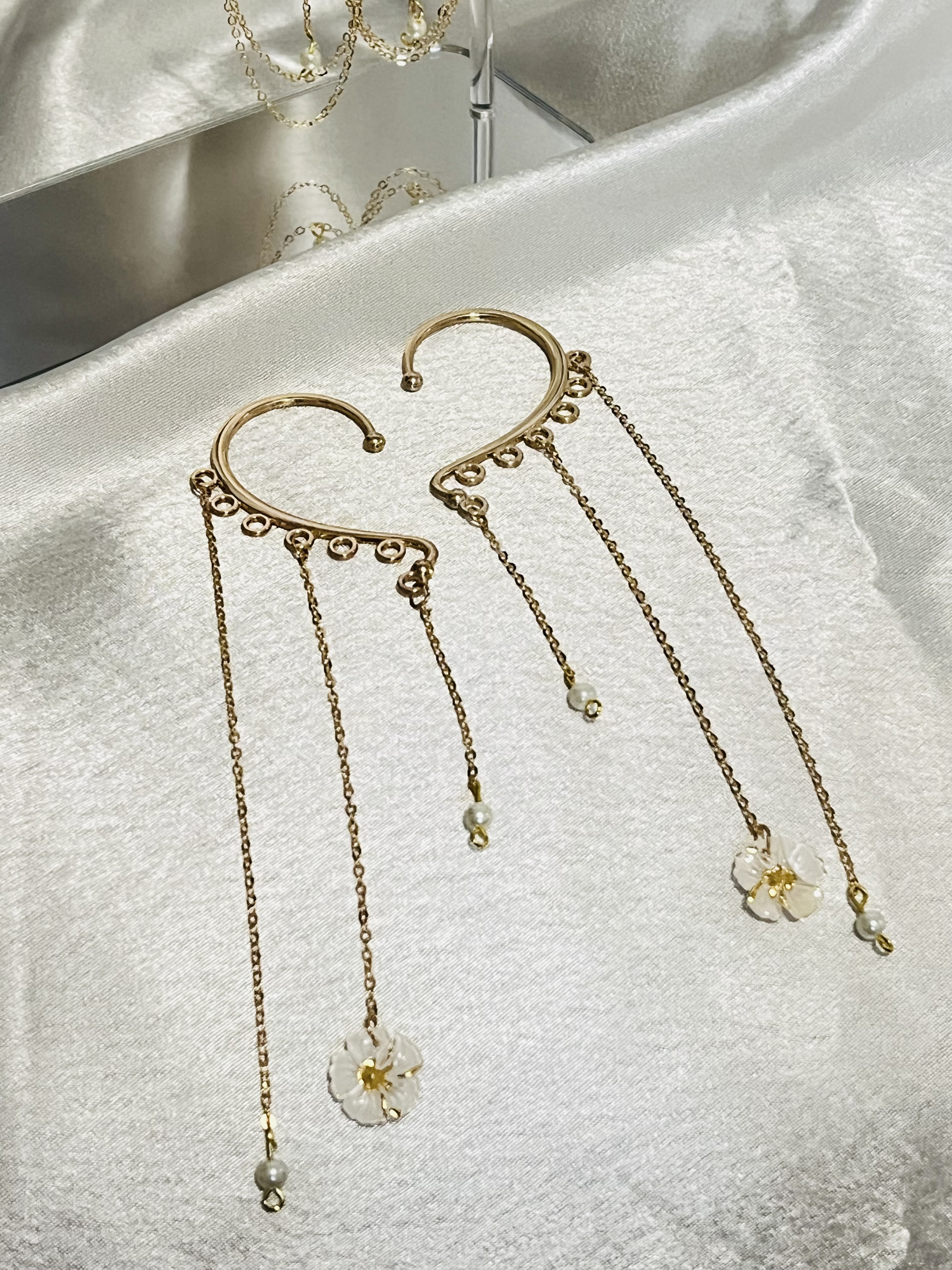 Under the Crescents - White 