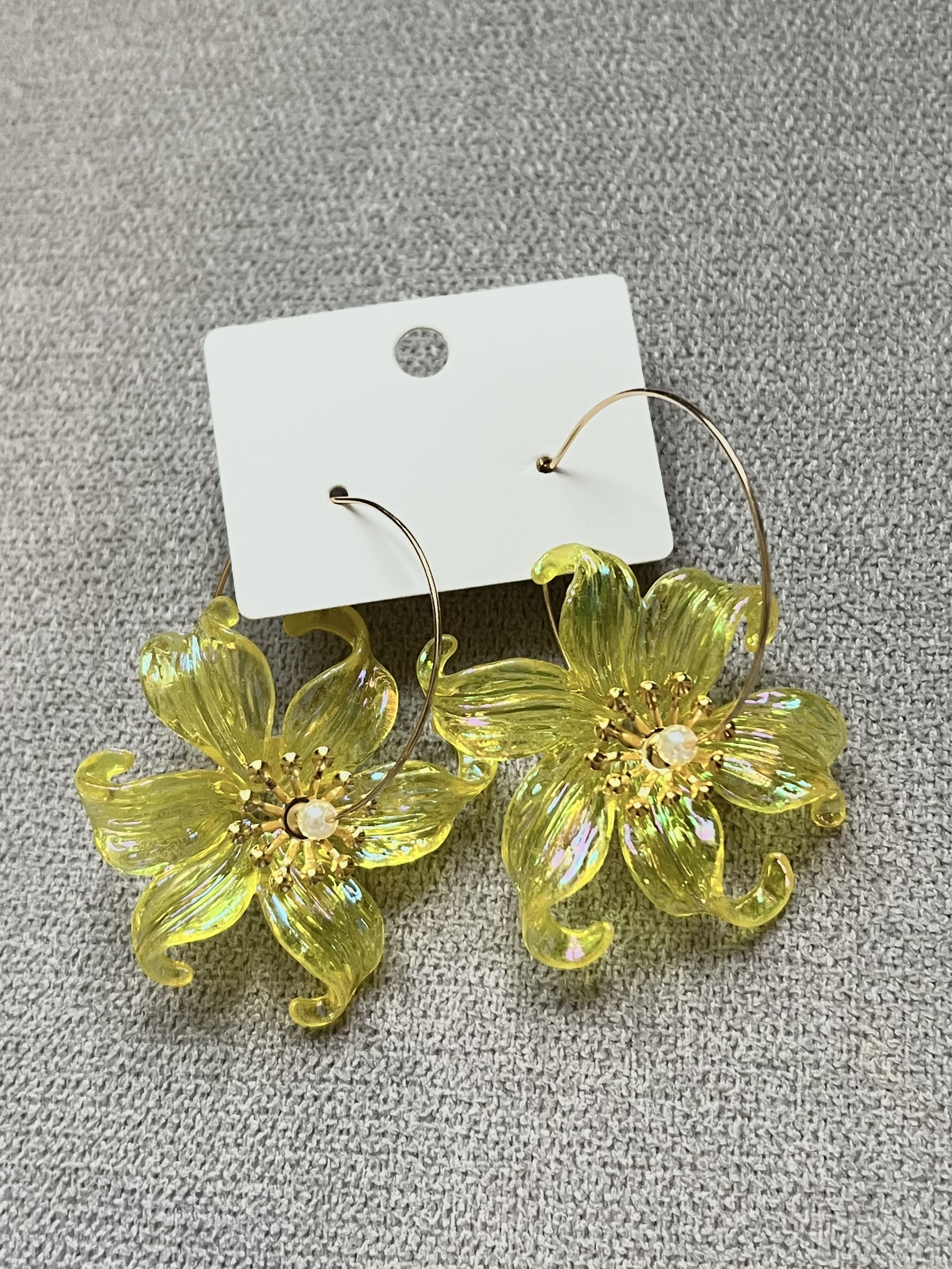 The Glass Lily - Yellow