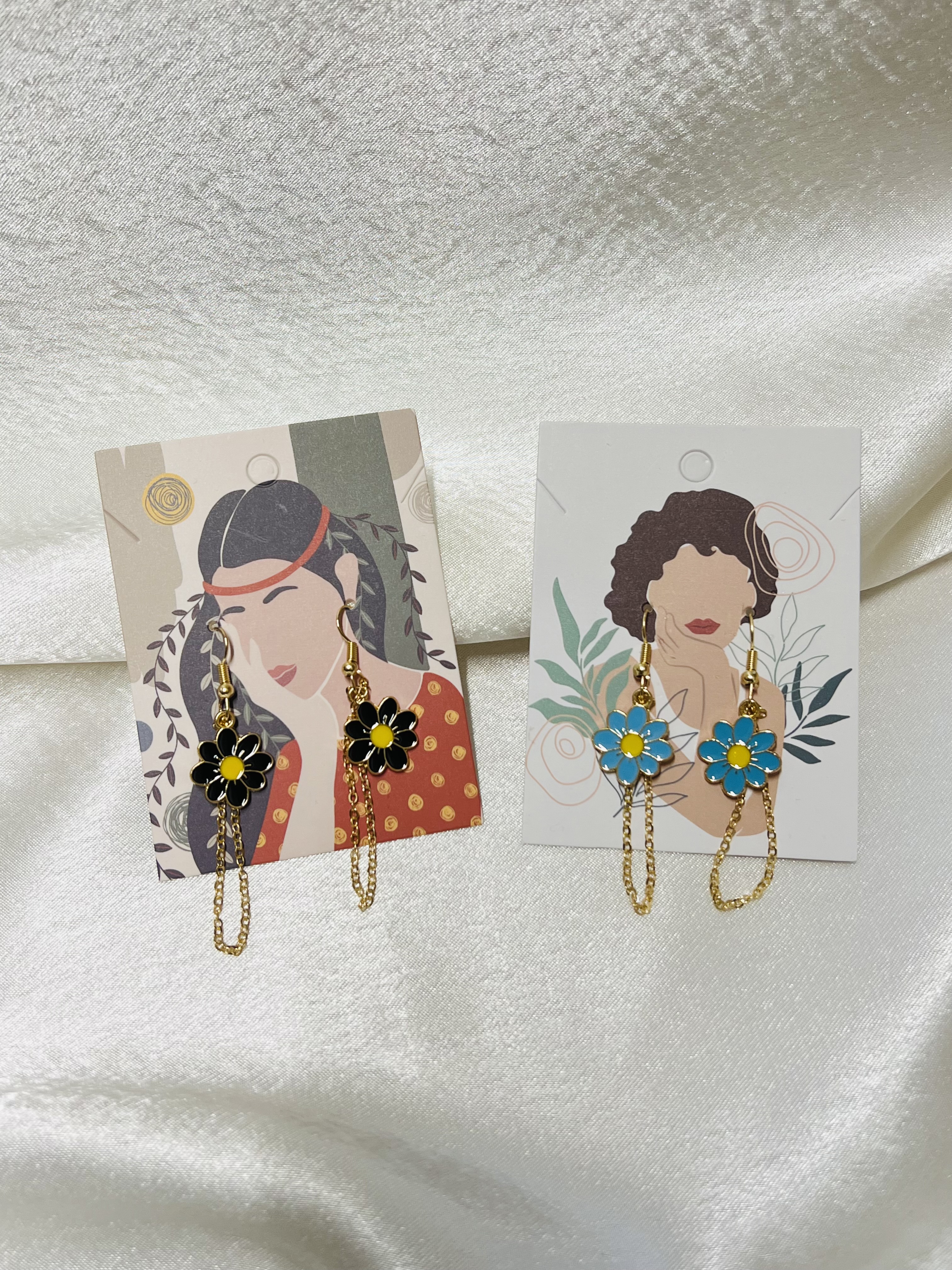 🌼Whispering Daisies🌼 - Blue