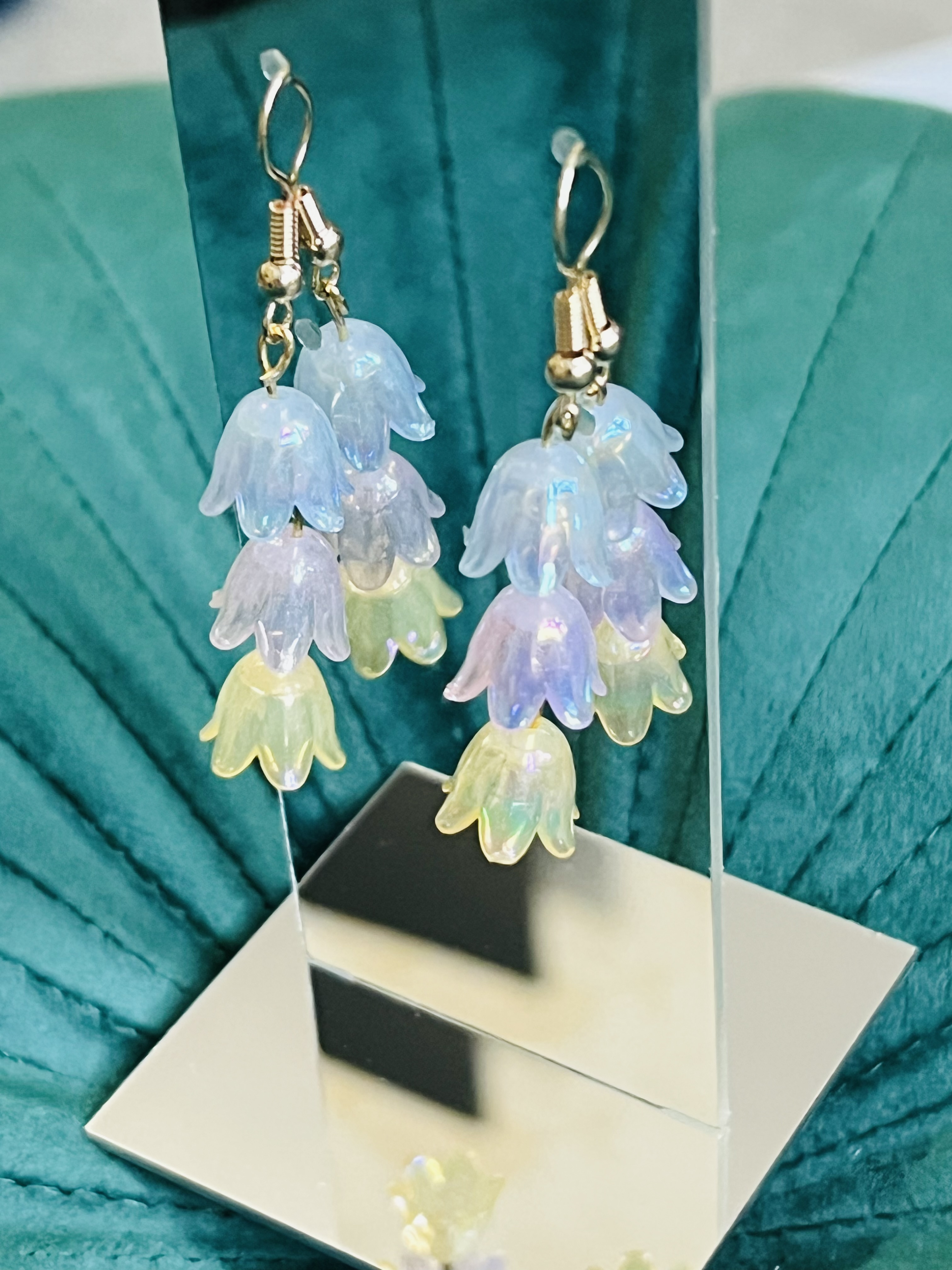 Lily of the Valley Drop - Multi