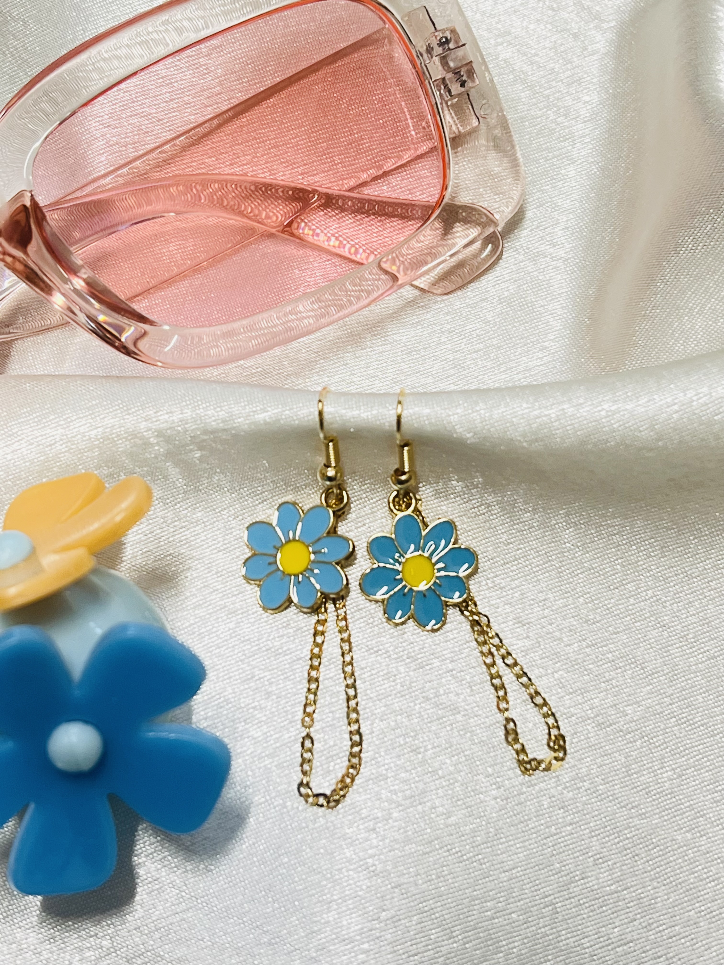 🌼Whispering Daisies🌼 - Blue