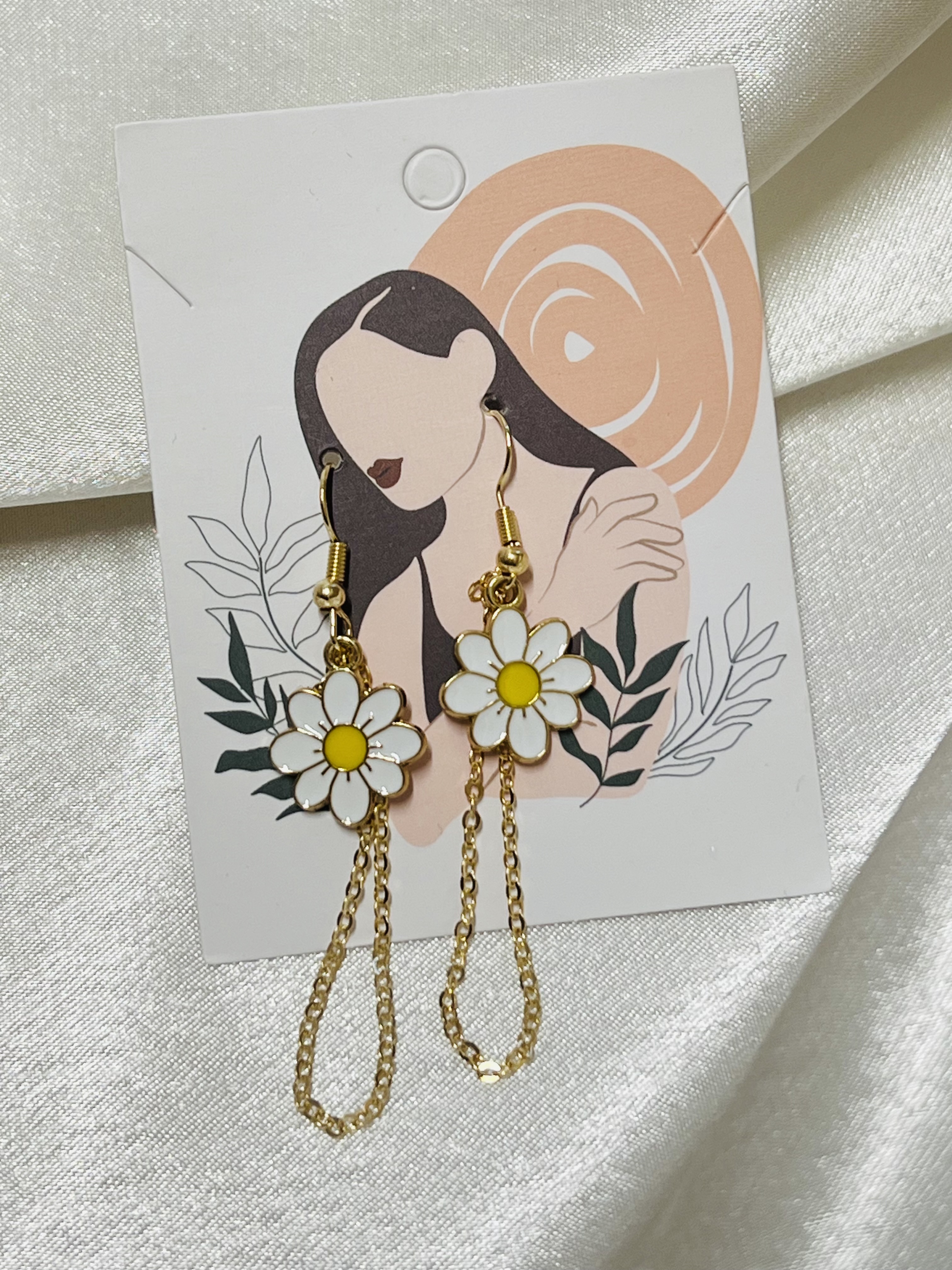 🌼Whispering Daisies🌼 - White