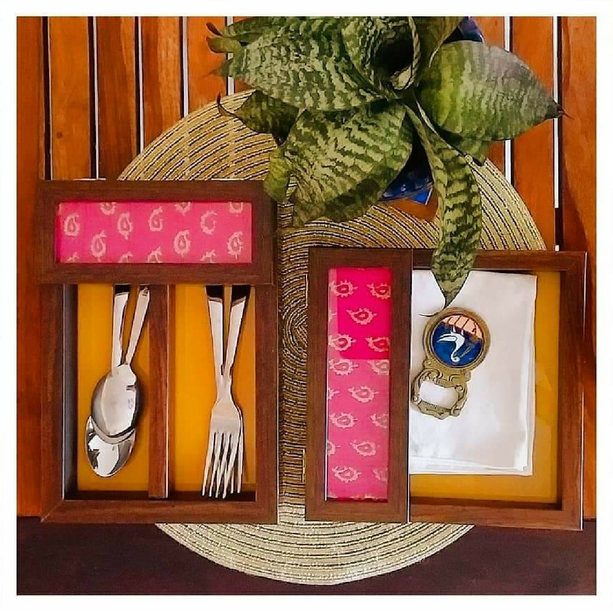 Decorative Cutlery & Serviette Holder Set