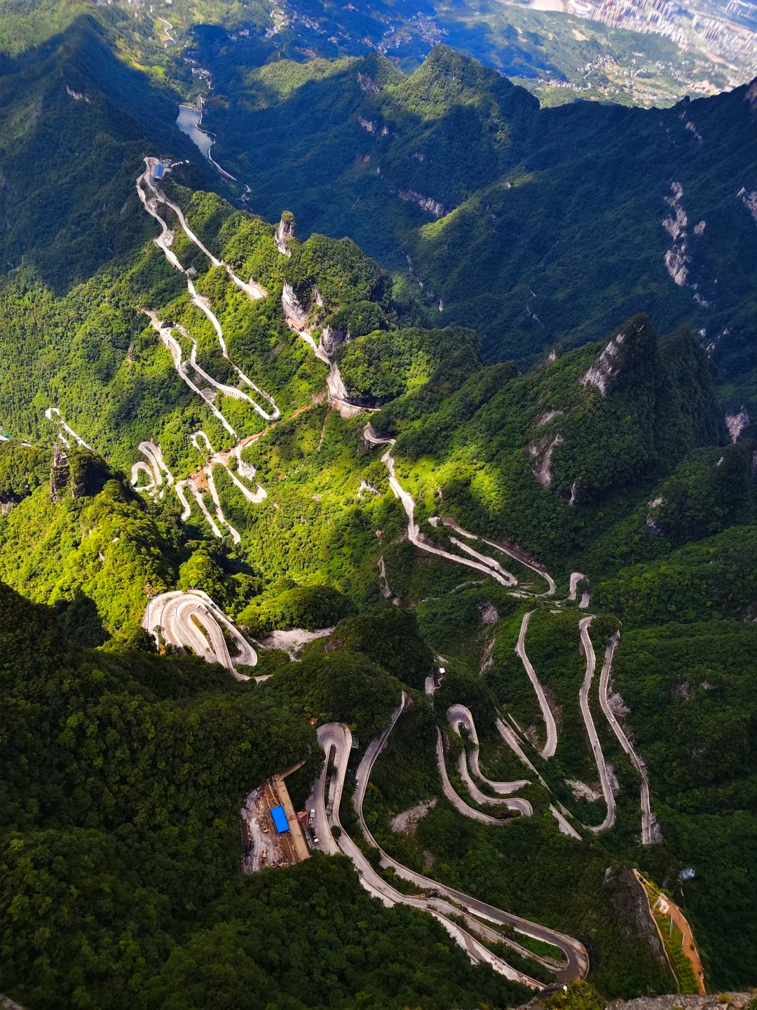 5-Day High-Speed Rail Tour of Zhangjiajie National Forest Park, Furong Town & Fenghuang Ancient City