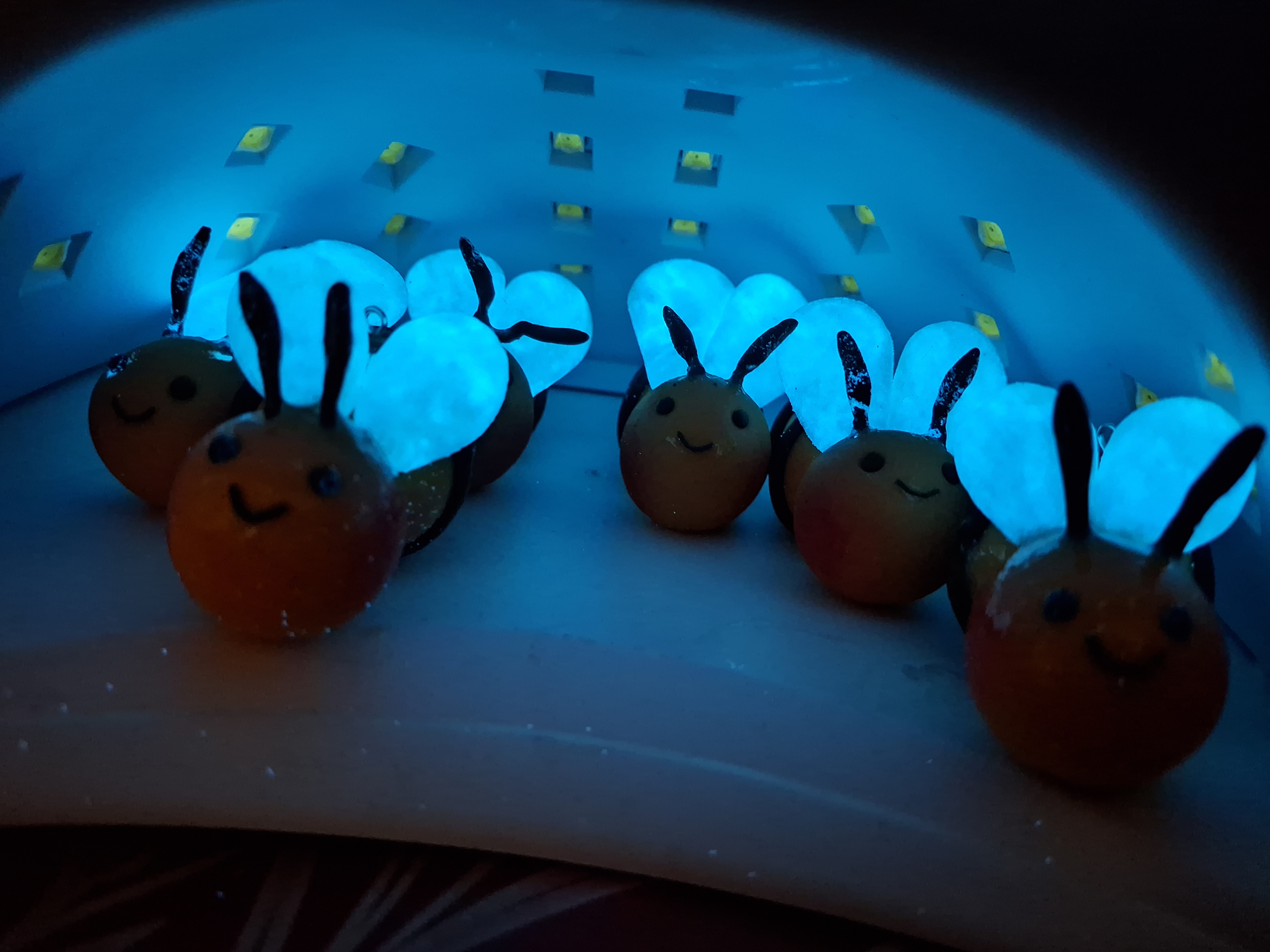 Glow Bee Buddies