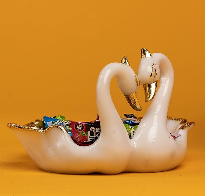Resin Handcrafted Romantic Love Swan Pair Statue Duck Couple Set Decorative Showpiece For Home Decor Living Room Bedroom Table Top Decoration, White