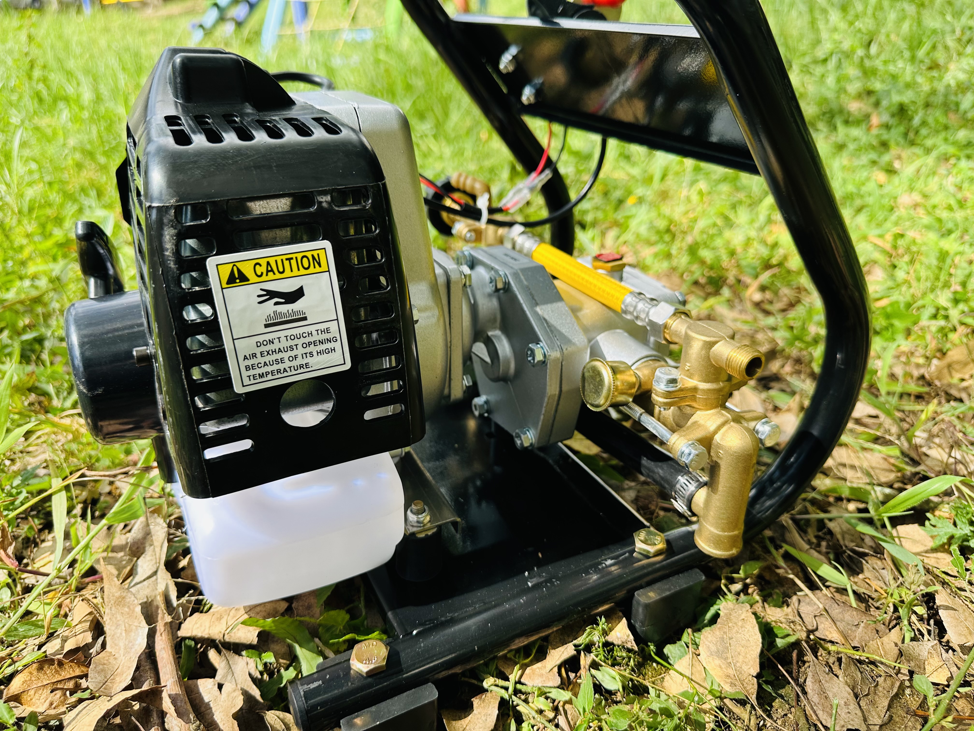 FUMIGADORA SEMI ESTACIONARIA 2T AGN TU26