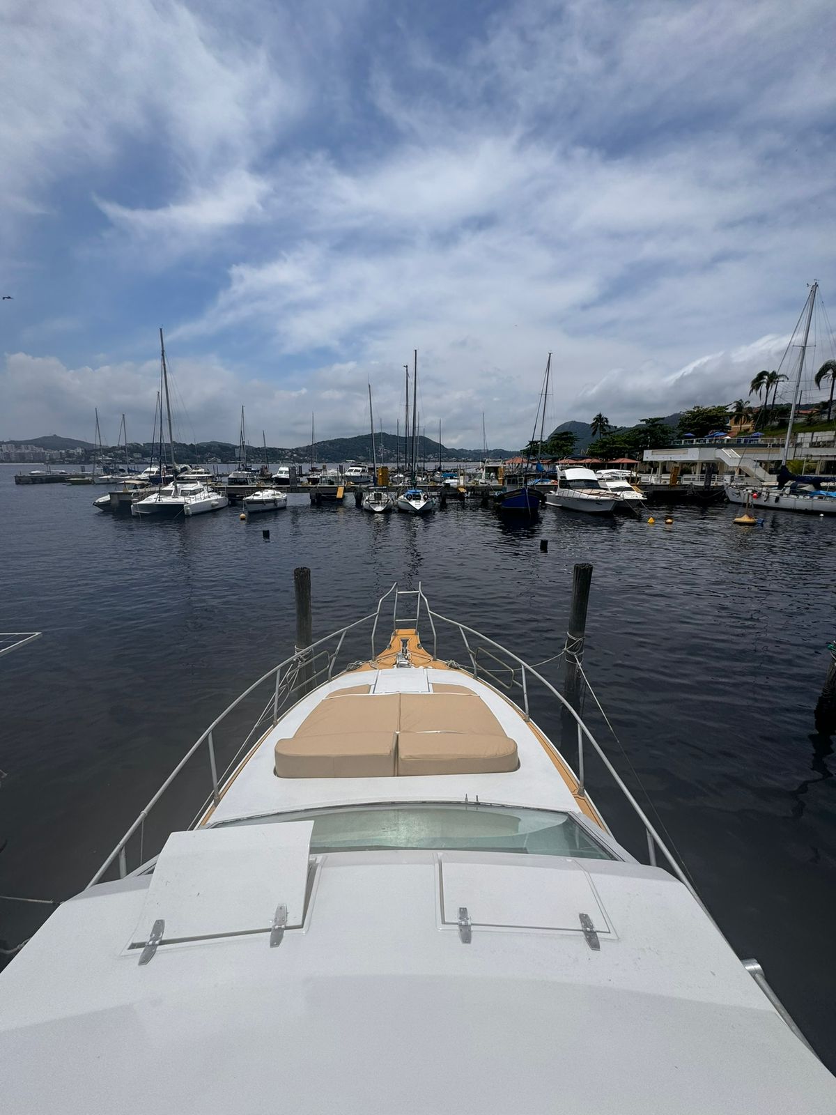 Lancha " Chapira I"– Paseo Privado en Río de Janeiro