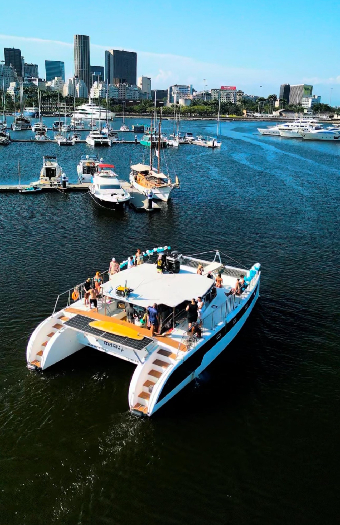 Catamarán Privado Maiaú