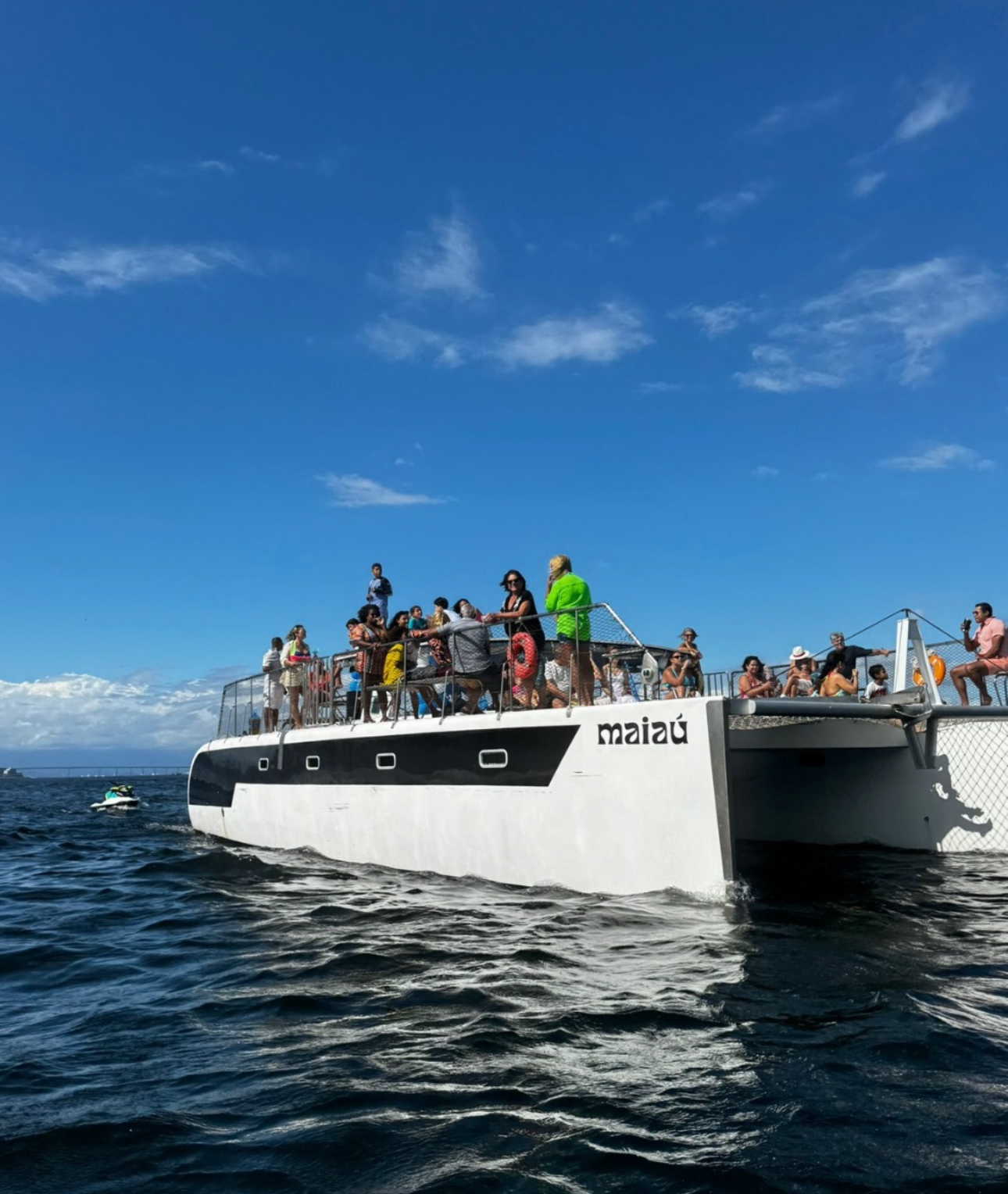 Catamarán Privado Maiaú