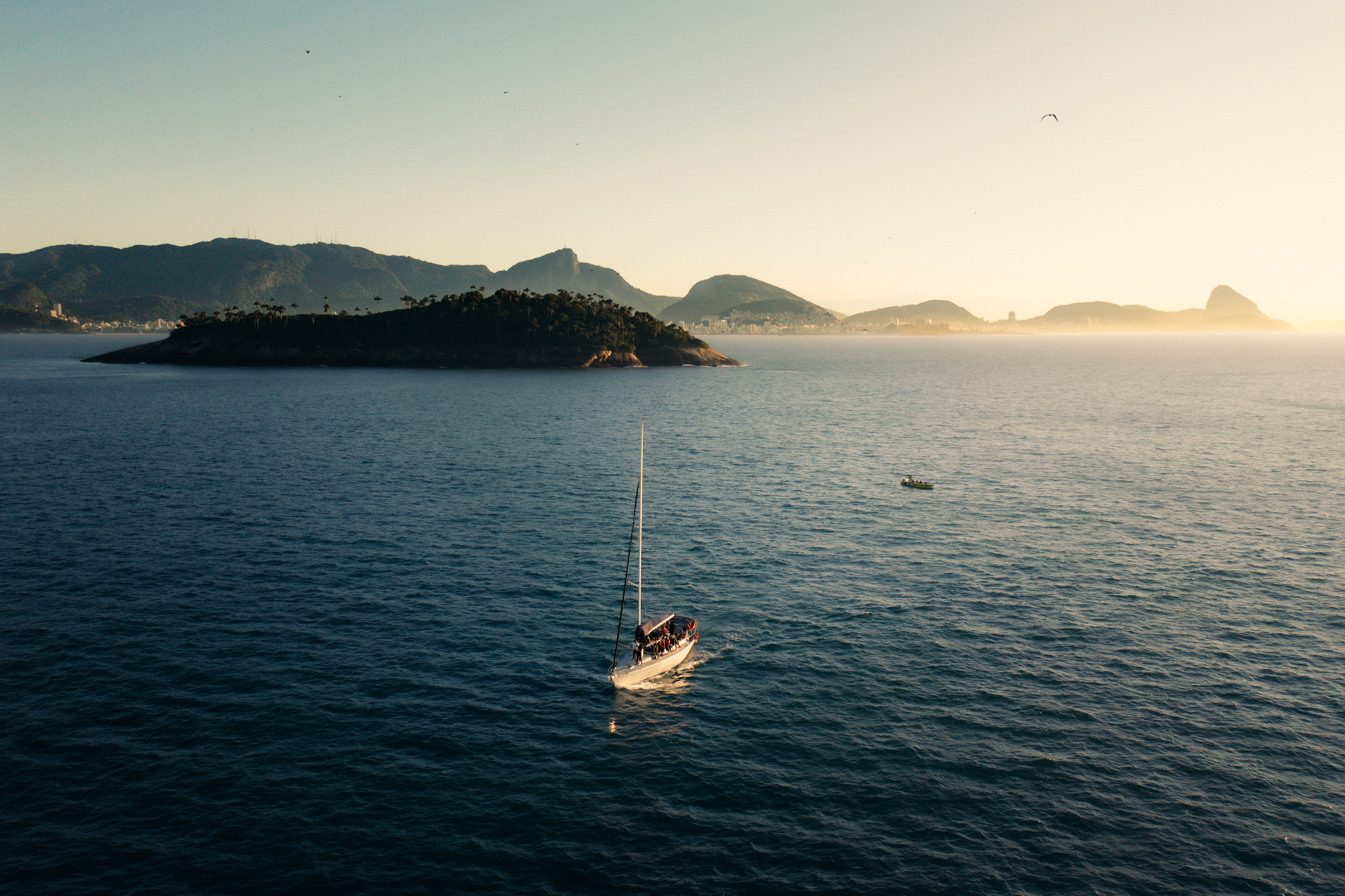 Paseo en Velero por la Bahía de Guanabara