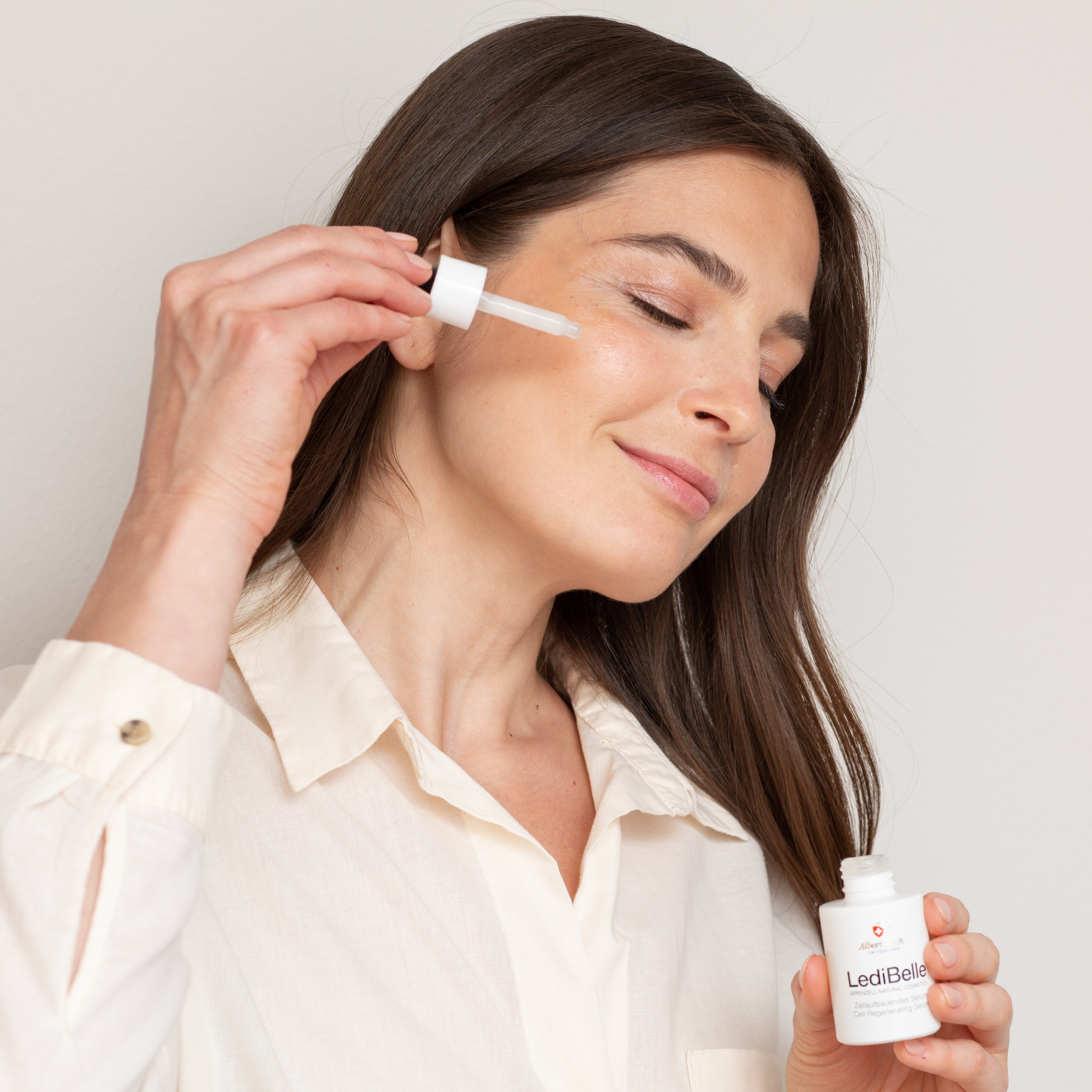 Ledi Belle Cell Regenerating Serumas, 30 ml