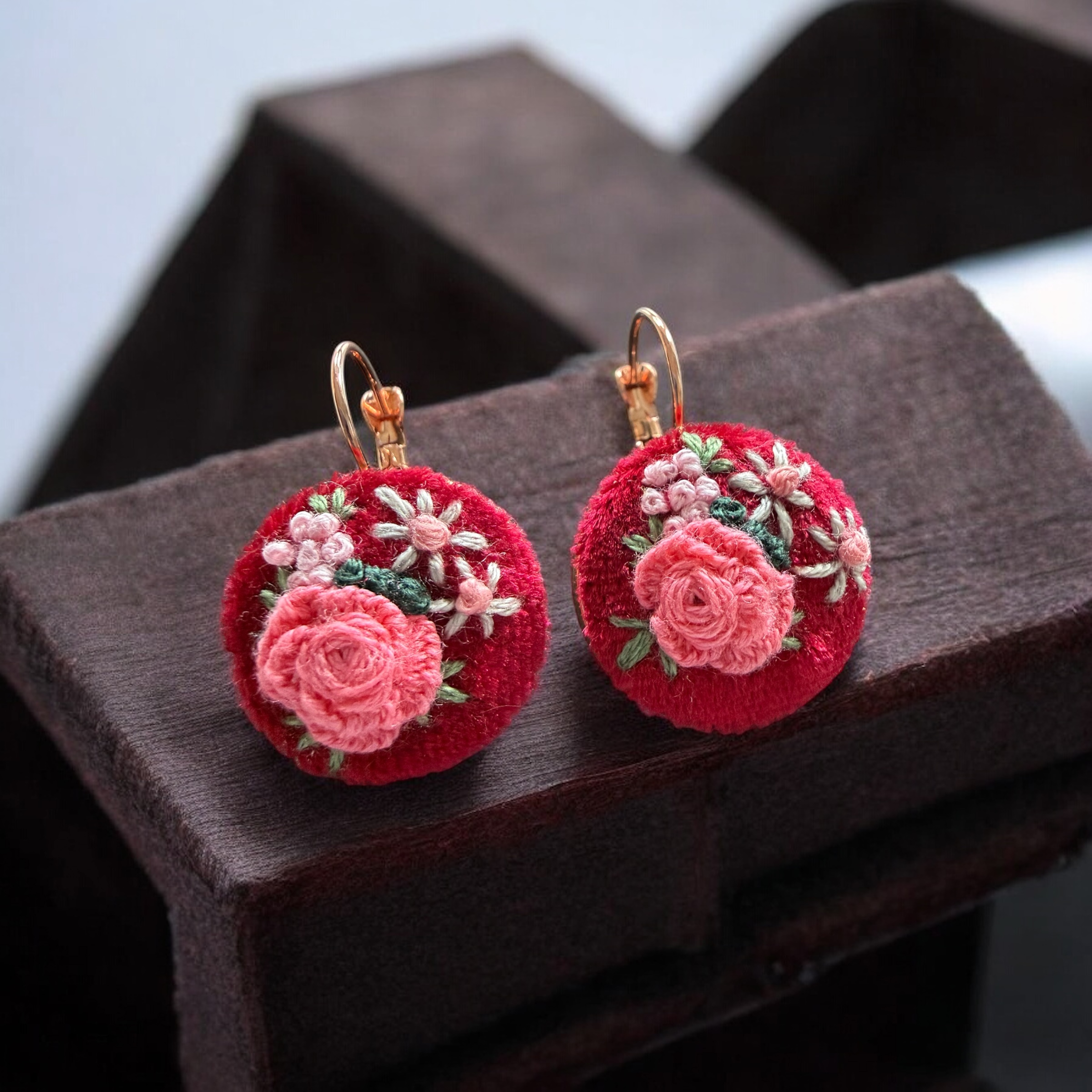 'Threaded Valentine'