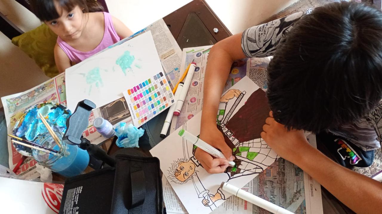 Tanjiro Kamado de noche con luna llena