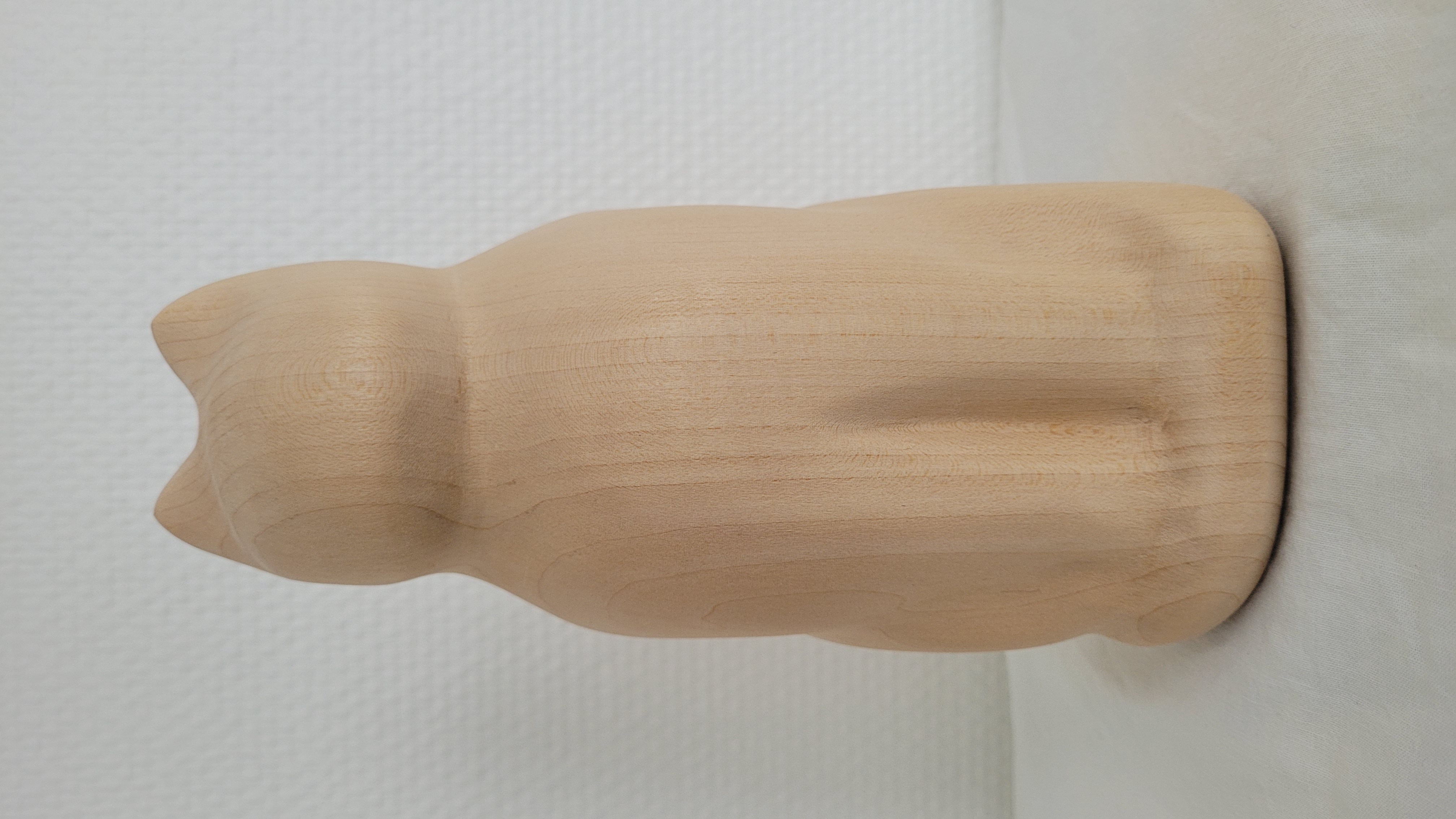 Sculpture "Chat assis"