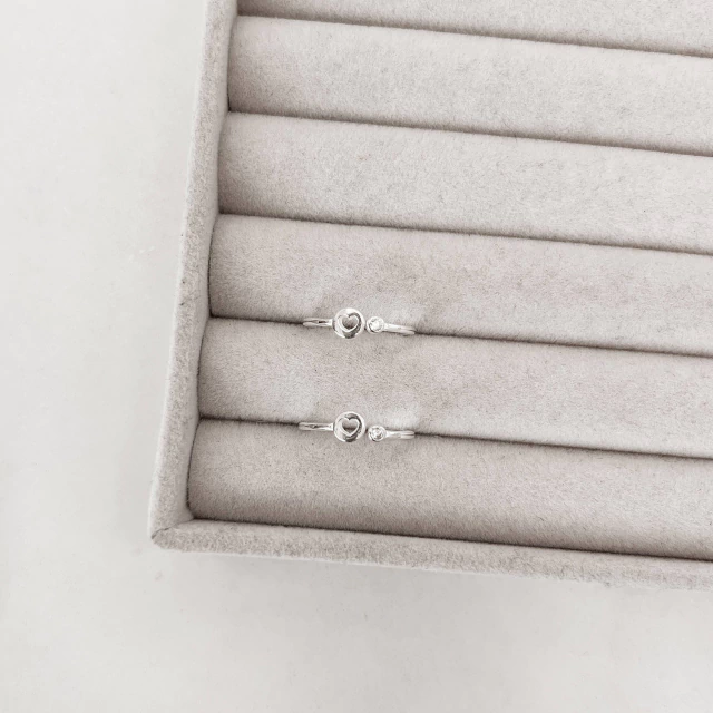 Anel coração e mini zircônia