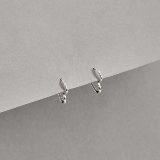 Argola coração fio redondo