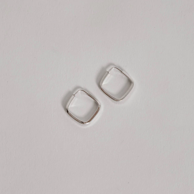 Argola losango fio quadrado