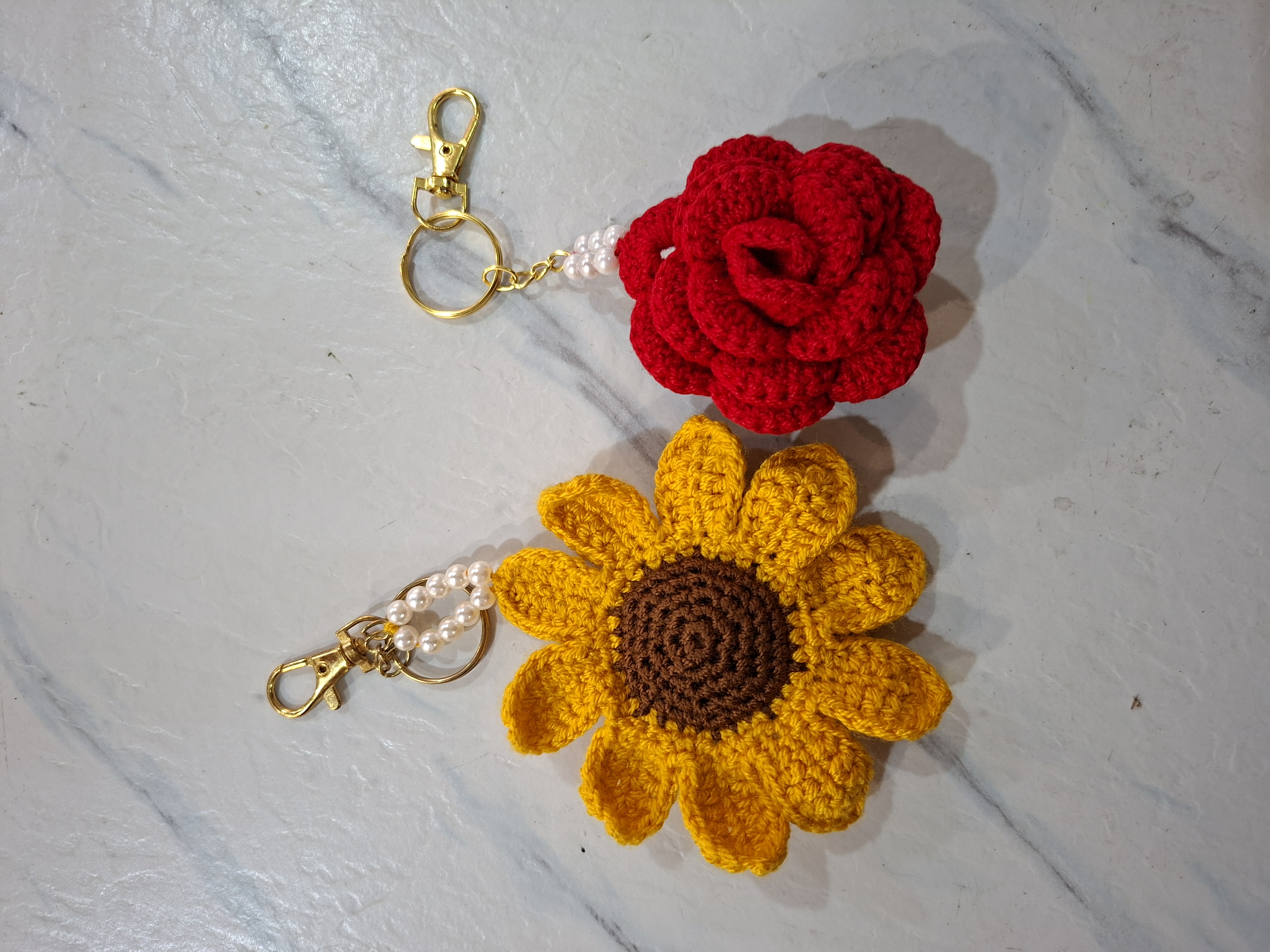 Llaveros Flores Tejidas