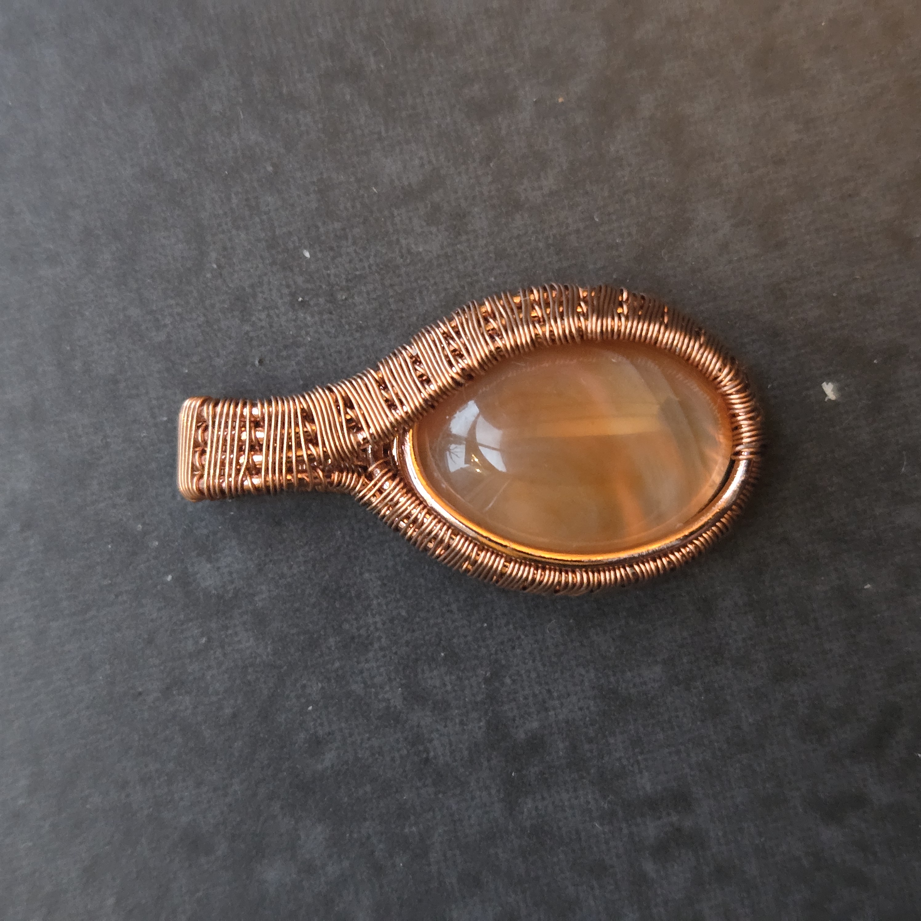 Pendentif en cuivre et agate