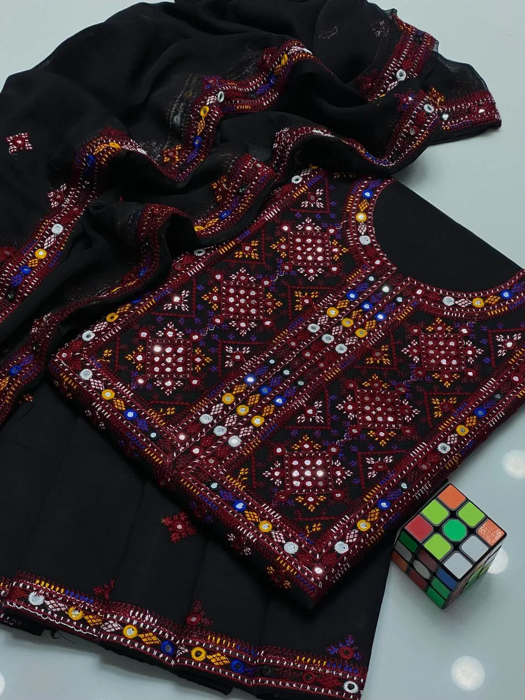 3 Pcs Women's Unstitched Embroidered Suit