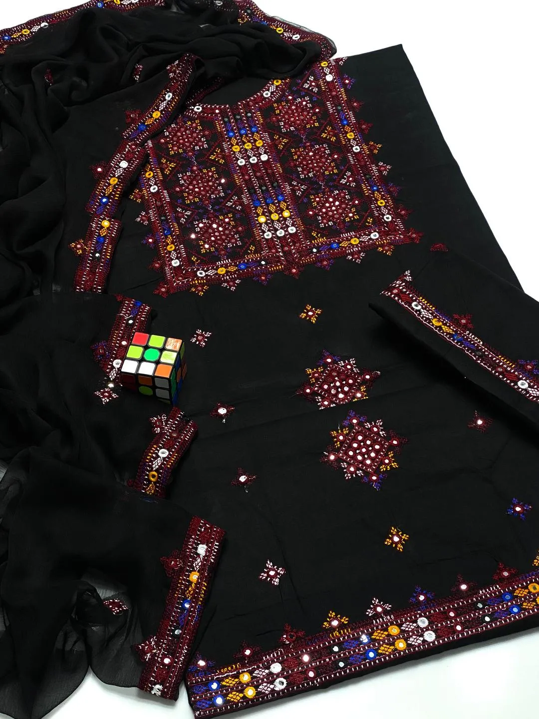 3 Pcs Women's Unstitched Embroidered Suit